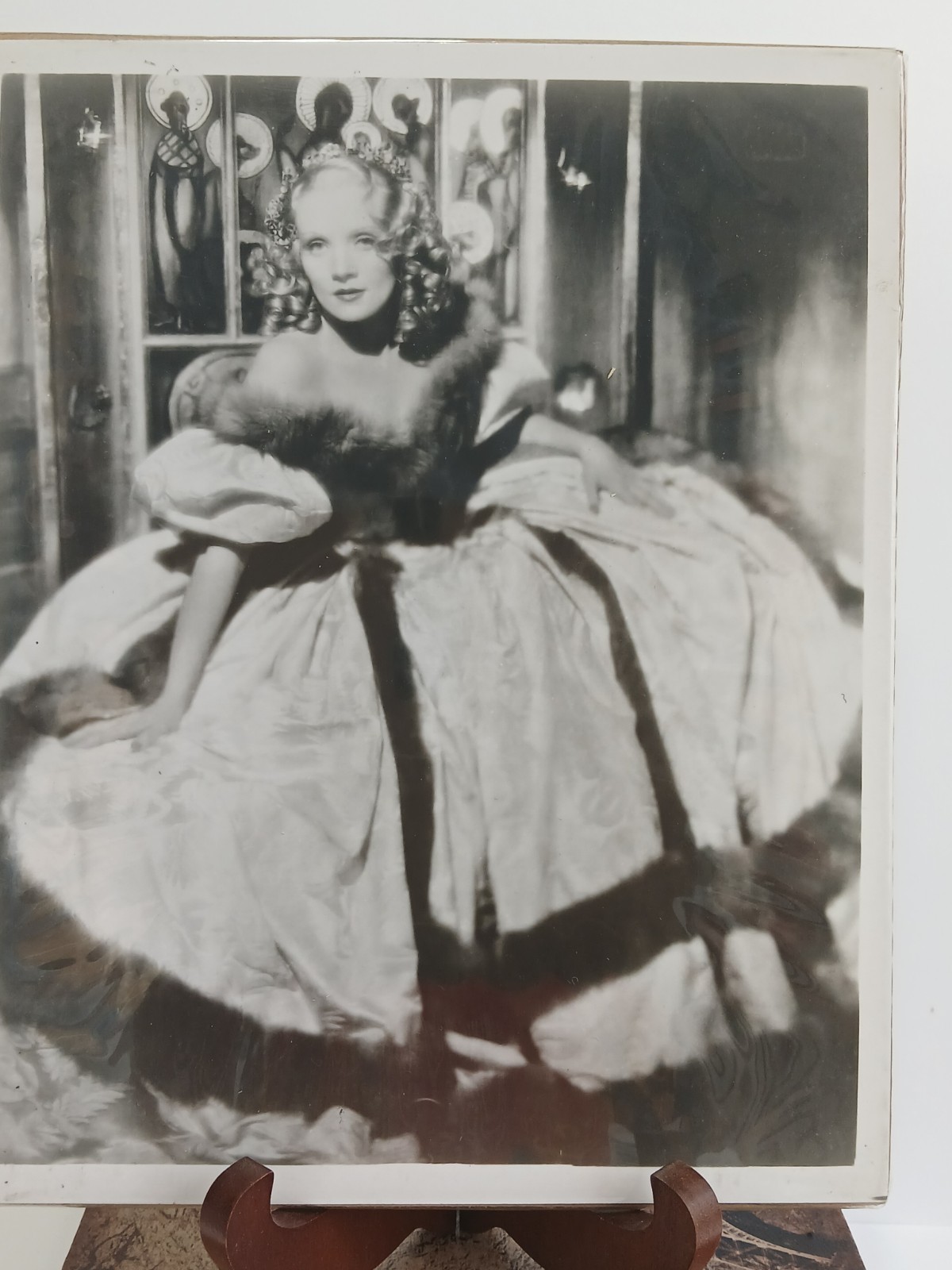 Marlene Dietrich 8 By 10 Movie Catherine the Great 1934, Glossy Photo Card Back
