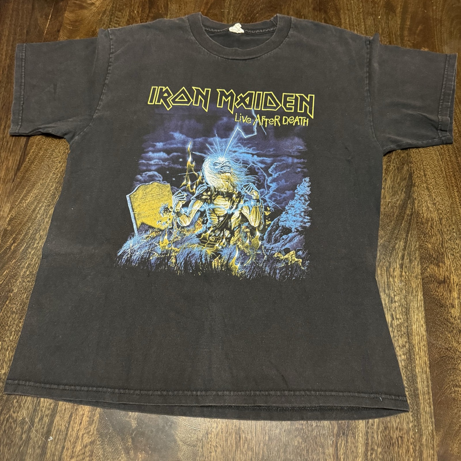Iron Maiden Live After Death T-Shirt Men’s L Black Somewhere Back In Time Tour