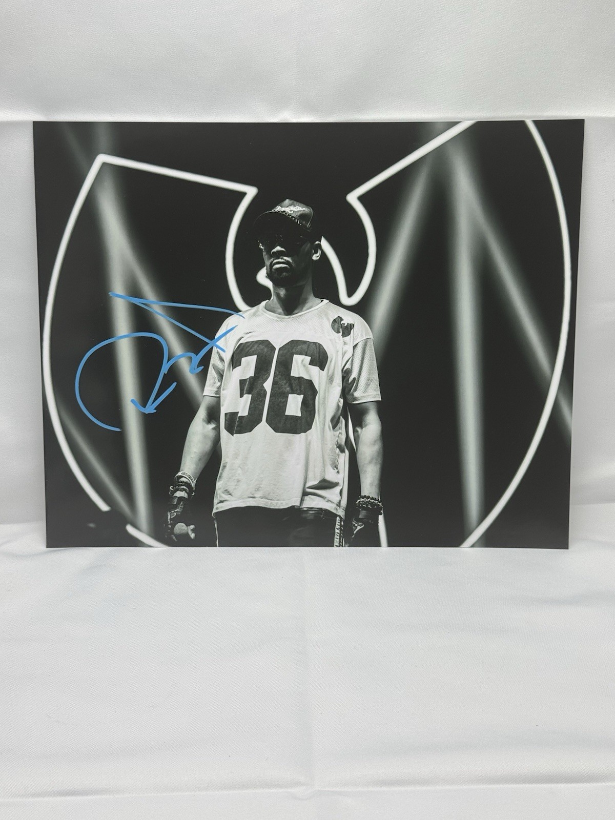 RZA Autograph Signed 8×10 Photo Rapper Wu Tang Actor Producer Rap Hip Hop