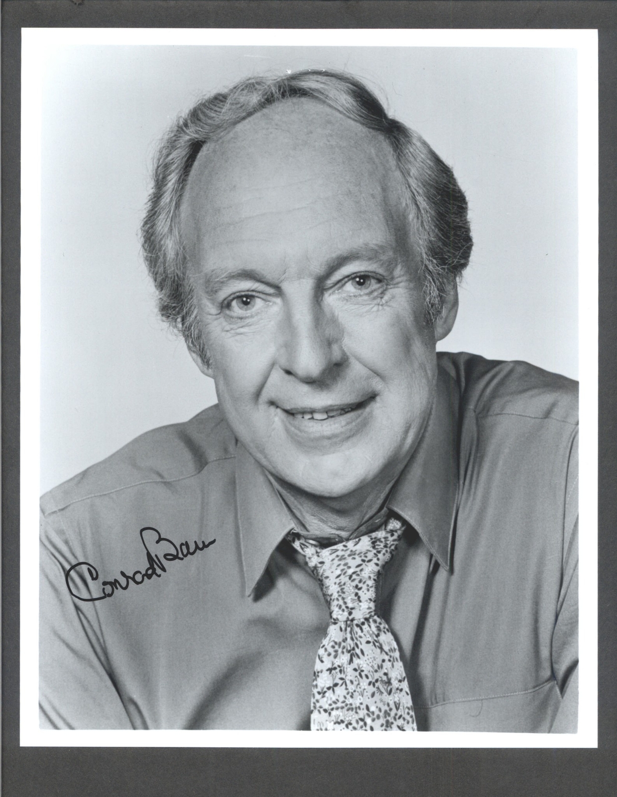 Conrad Bain – Signed Autograph Headshot Photo – Diff’rent Strokes