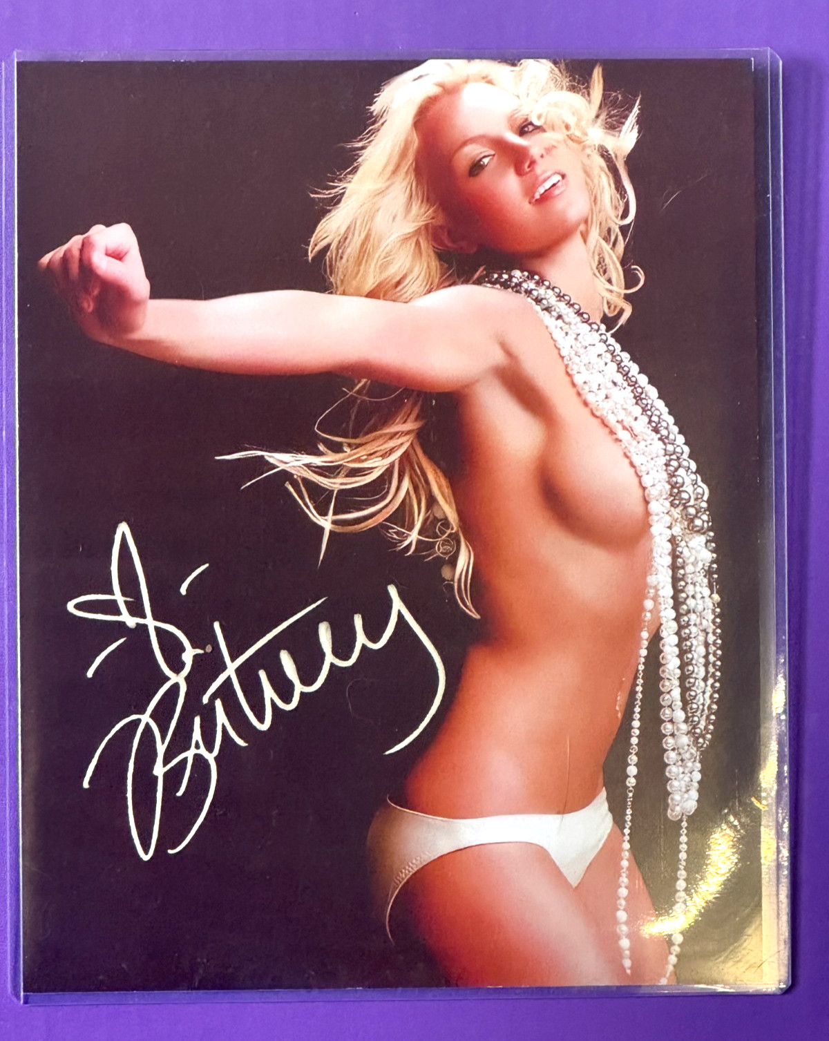 Britney Spears – 8X10 Photo-Hand signed with Certificate of Auth and Free Del