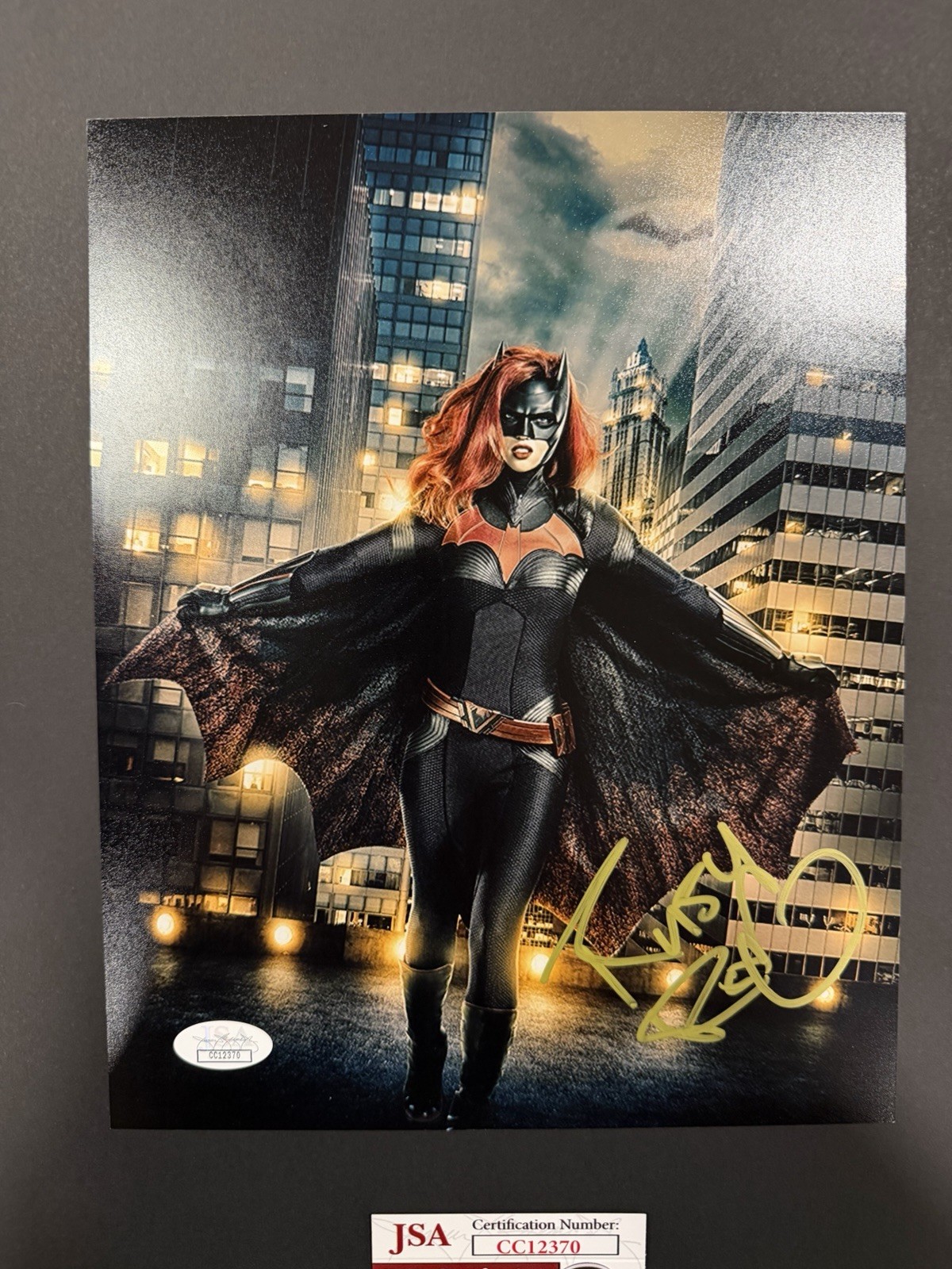 Ruby Rose signed 8×10 JSA COA (Batwoman)