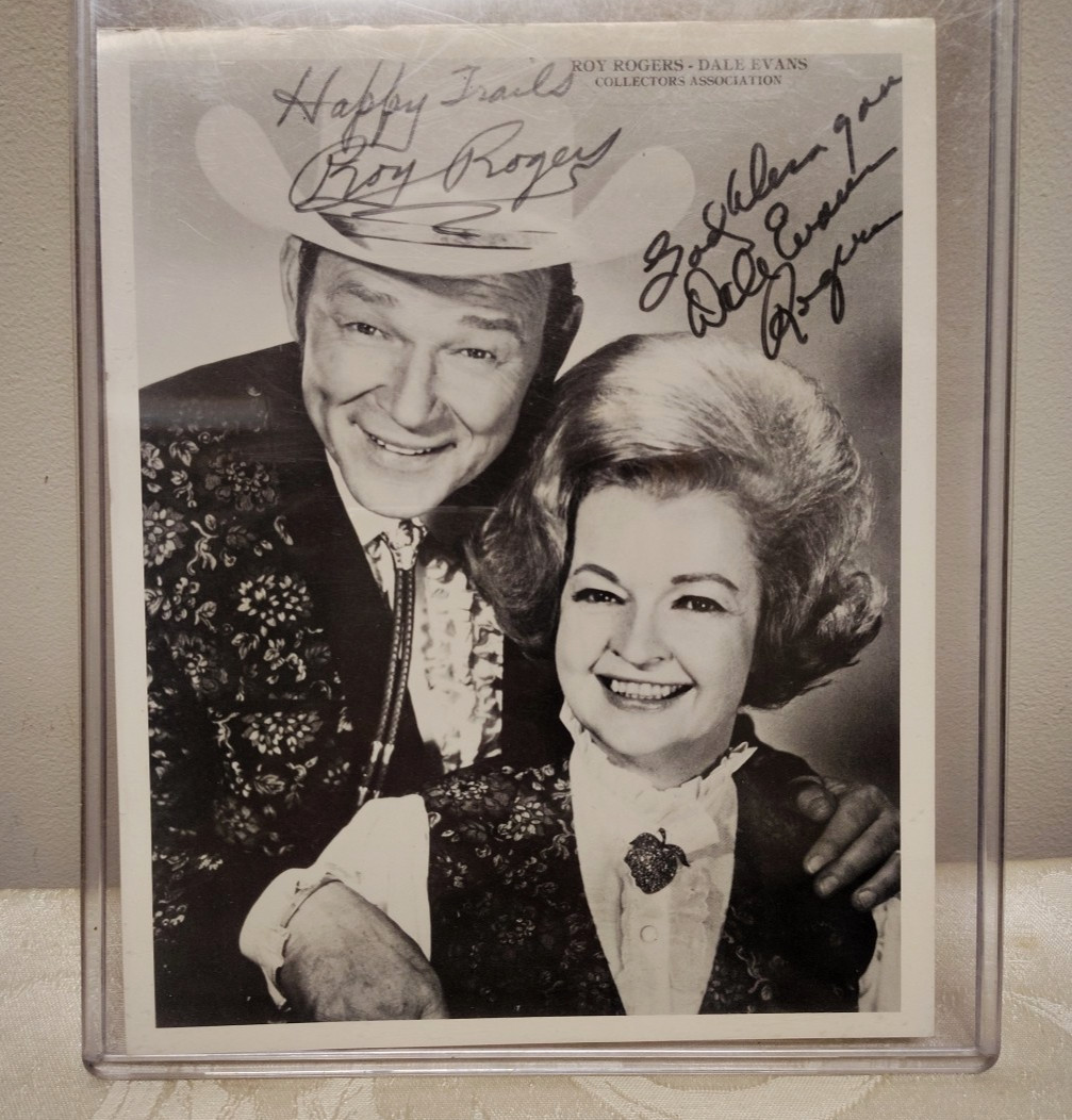 ROY ROGERS & DALE EVANS Collector’s Assoc. Signed 8×10 Photograph