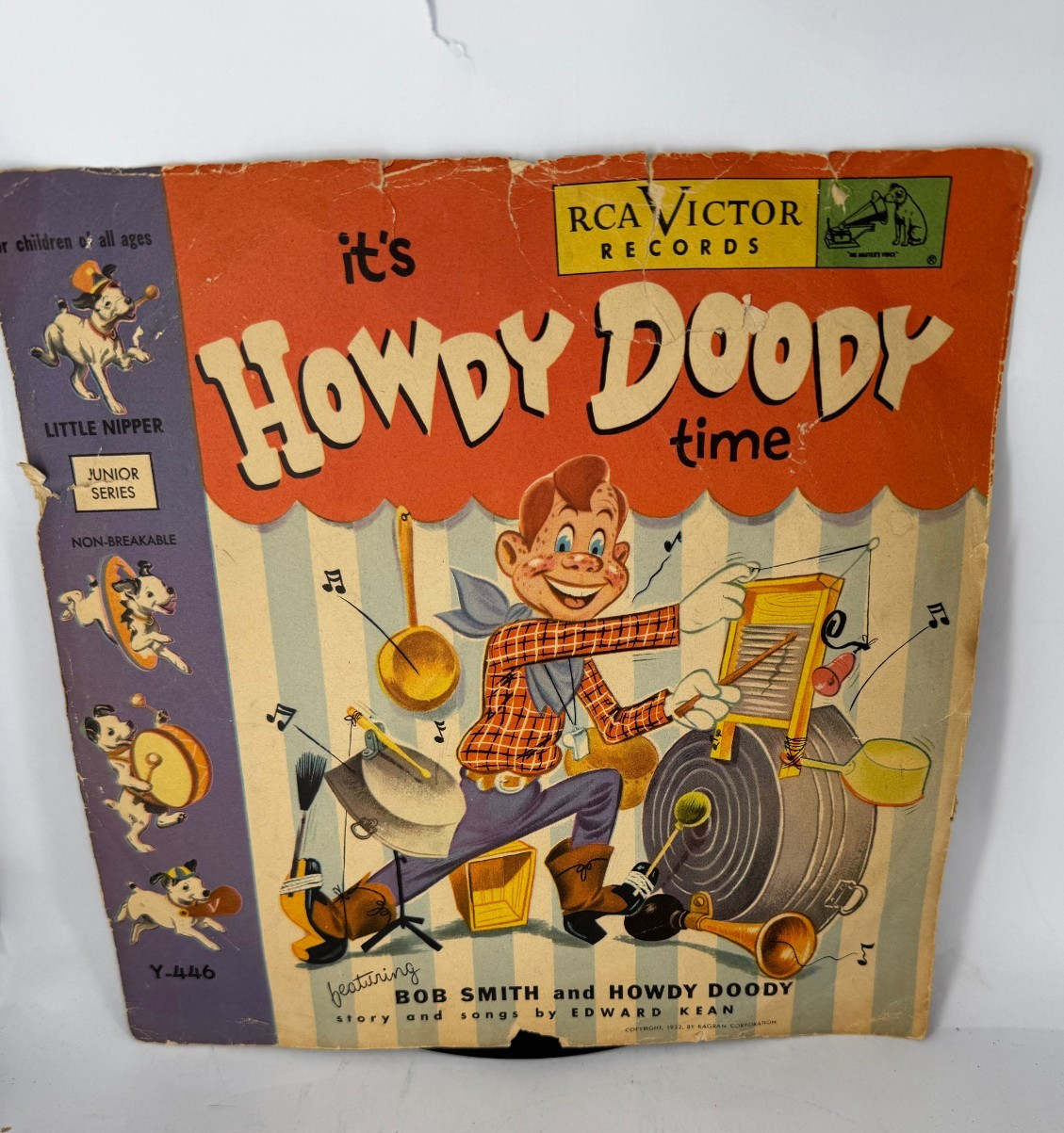 It’s Howdy Doody Time” record in torn sleeve (PL)