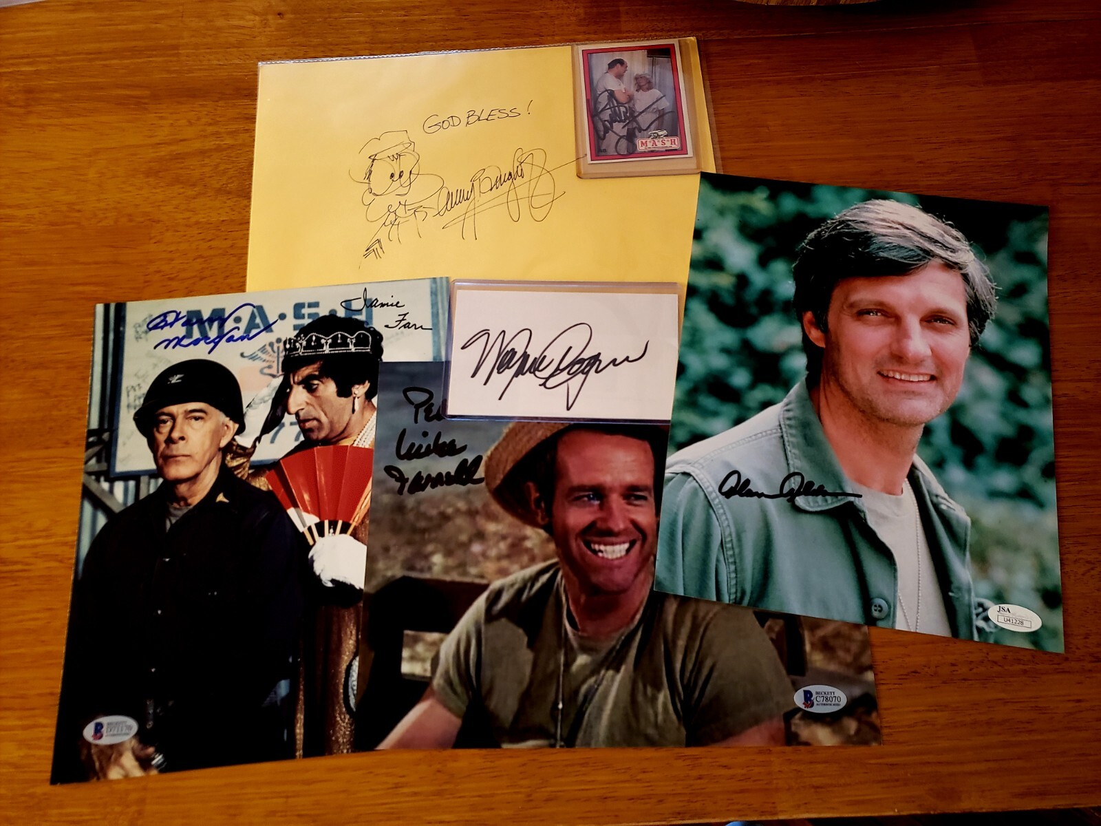 MASH Alan Alda Mike Farrell Radar Morgan Farr Swit Signed Autograph MASH TV