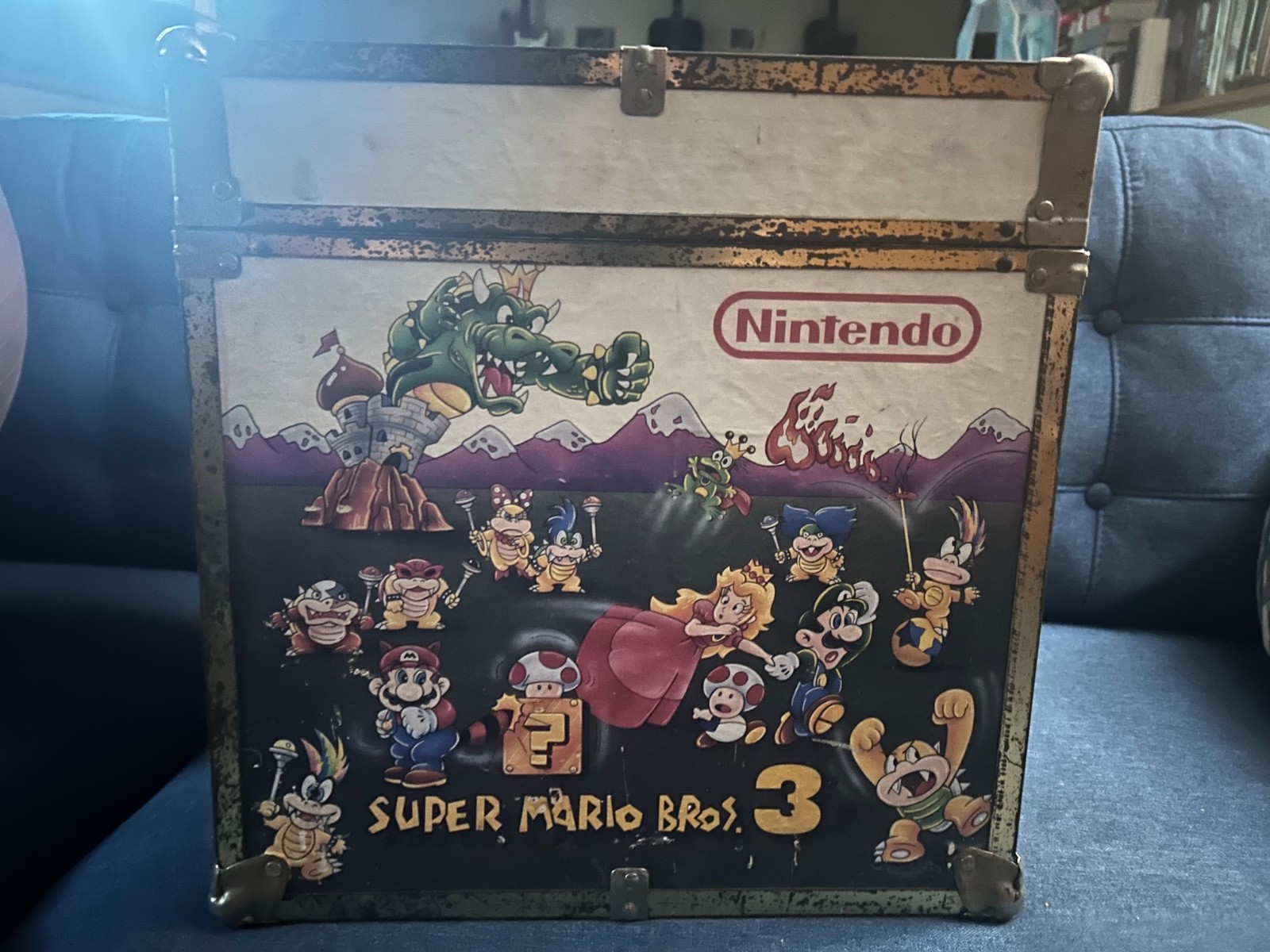 Vintage Nintendo Zelda Mario Storage Box Toy Chest Gamer NES
