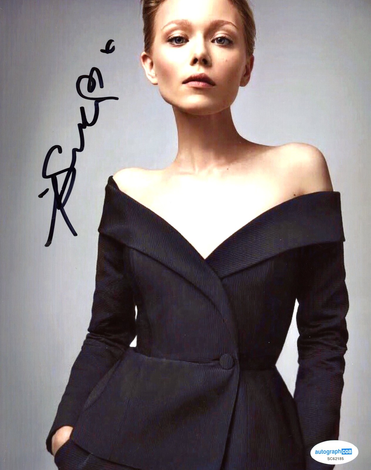 Ivanna Sakhno Ahsoka Autographed Signed 8×10 Photo ACOA