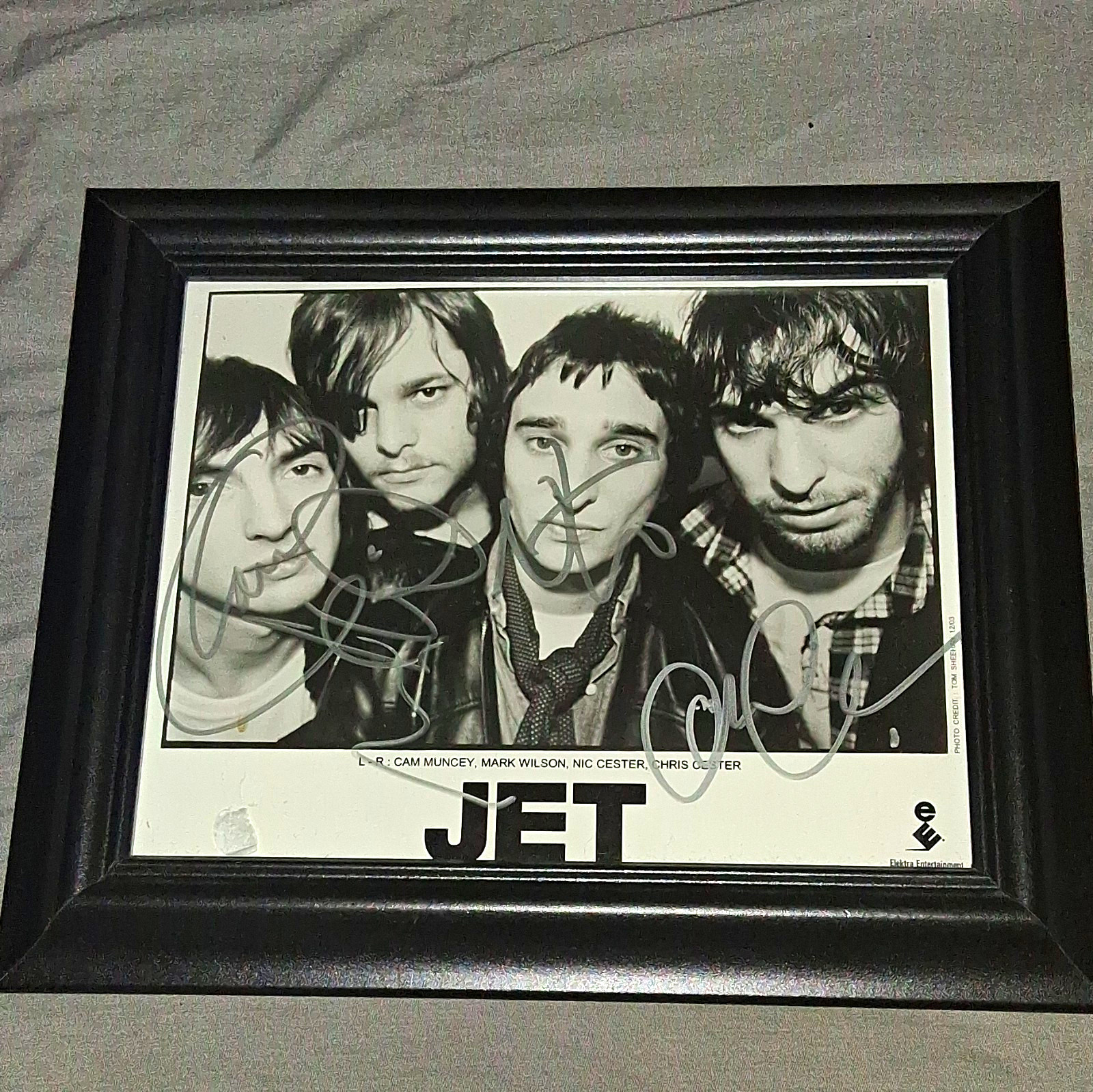 JET Signed 8×10 Photograph in Black Frame – Original Music Autograph