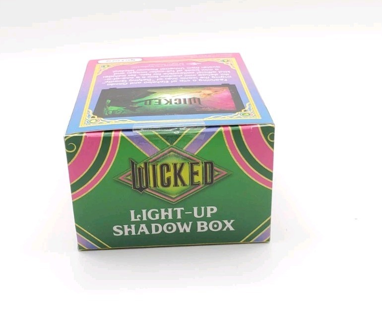 Wicked Light-Up Mini Shadow Box Plays Defying Gravity RP Minis New Ages 8+