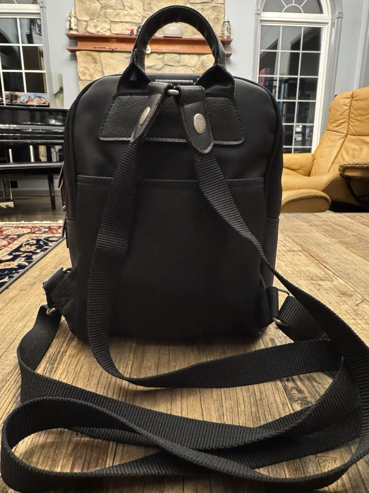 Planet Hollywood Vintage Mini Backpack Crossbody Black Nylon Logo Zipper Pockets