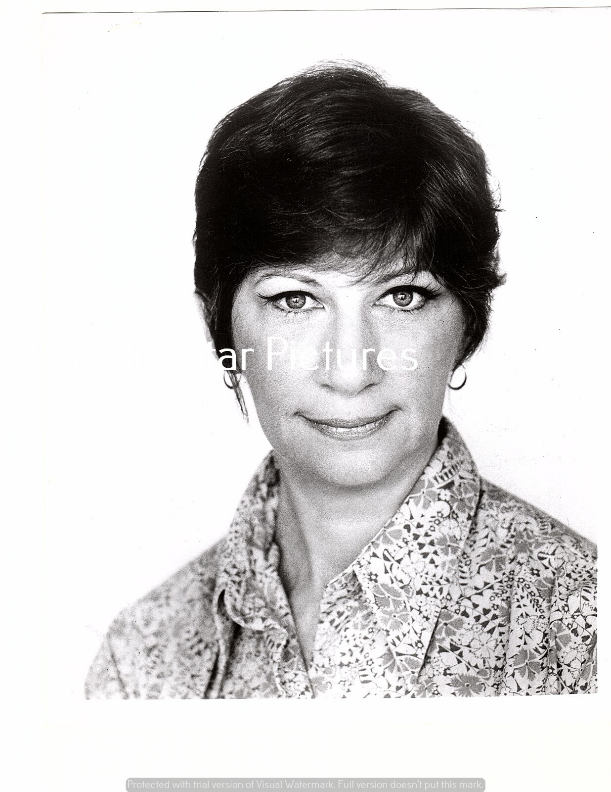 J575 Liz Sheridan Jerry Seinfeld’s mom close up 1960s 8 x 10 head shot