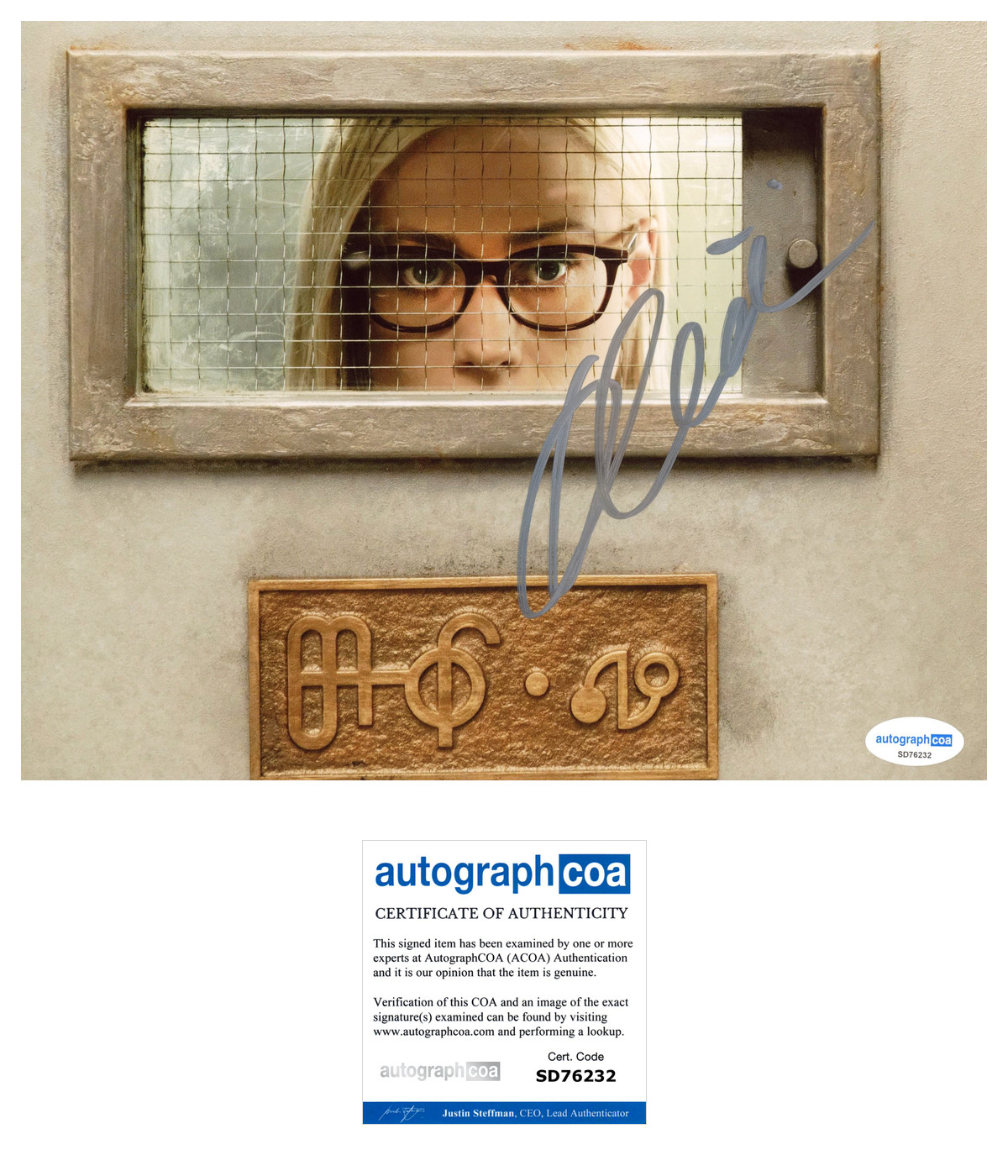 Olivia Taylor Dudley ‘The Magicians’ Signed Autographed ‘Alice’ 8×10 Photo ACOA