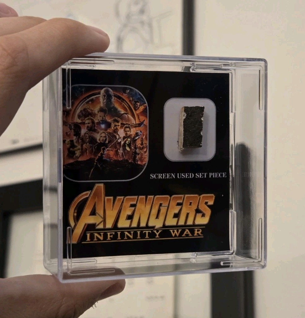 Marvel Avengers Infinity War – Original Movie Prop Screen Used – Nivavellir Set