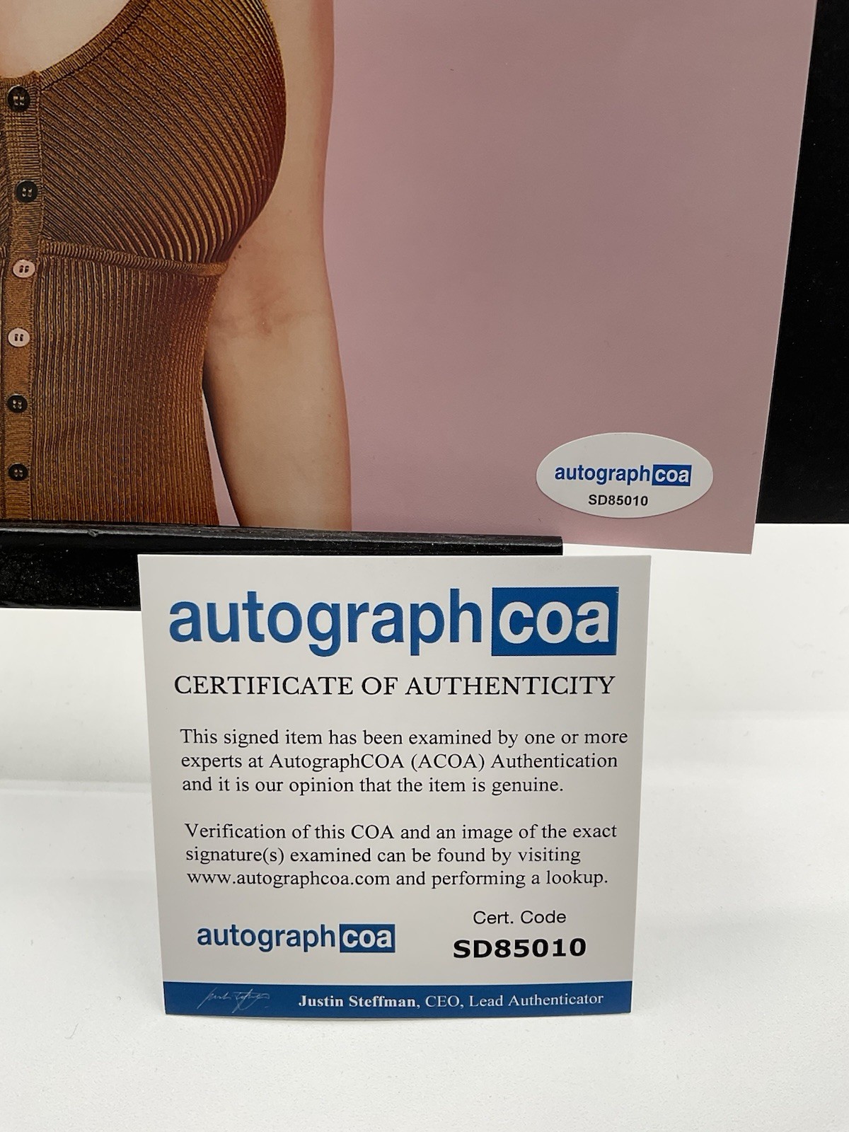 Olivia Dudley signed photo The Magicians signed ACOA Olivia Taylor Dudley signed