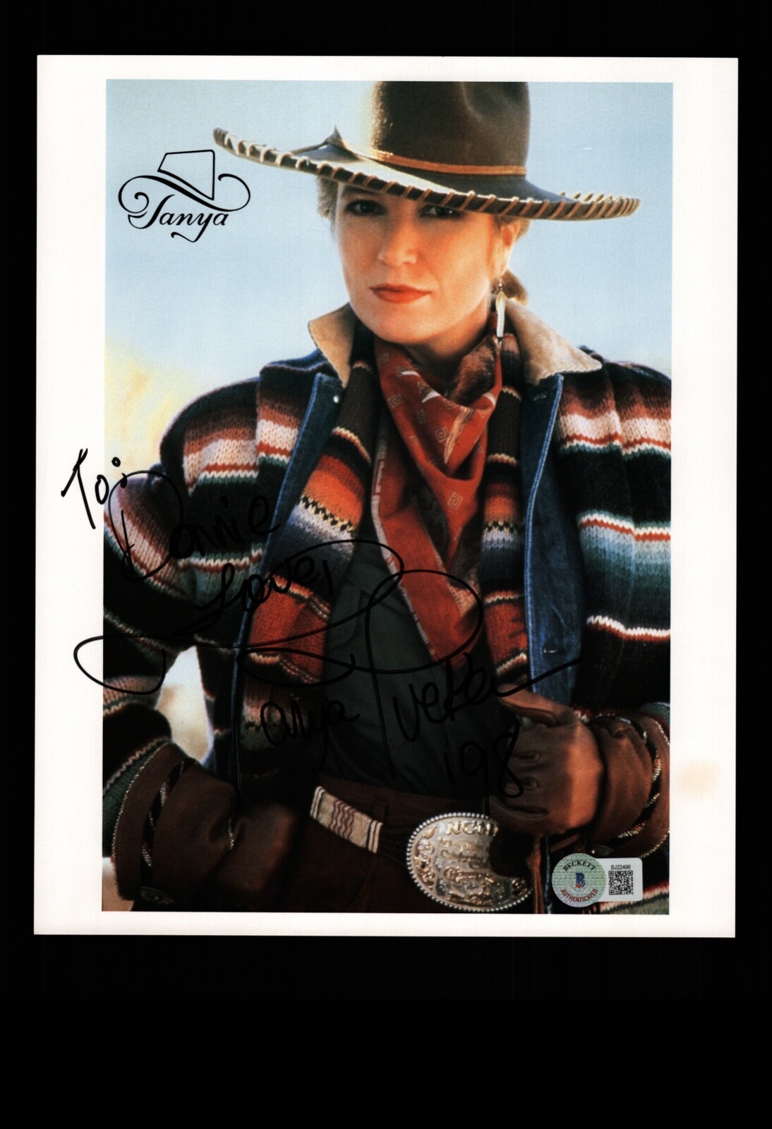 TANYA TUCKER SIGNED 8X10 PHOTO BECKETT AUTHENTICATED COA