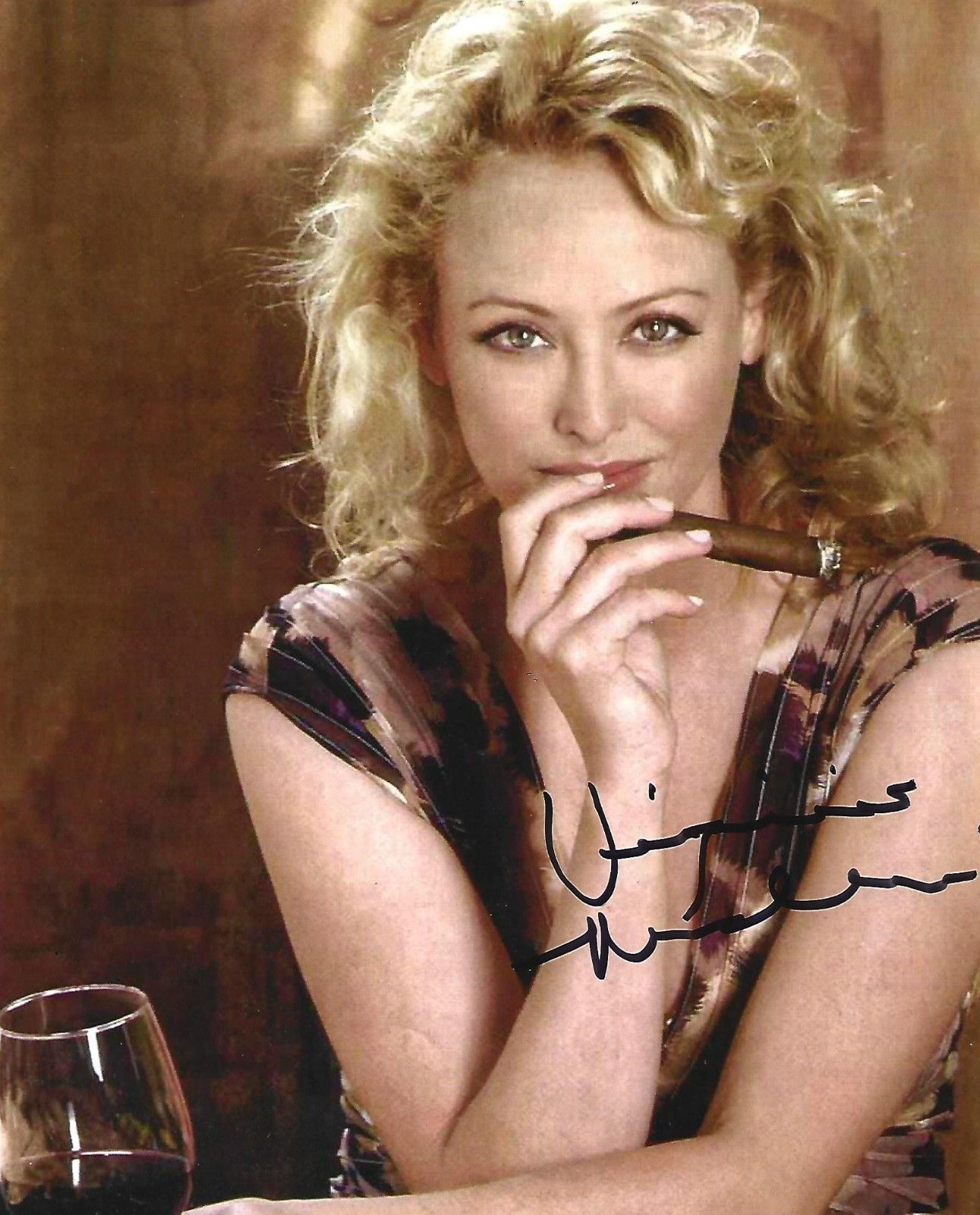MOVIE LEGEND VIRGINIA MADSEN SIGNED 8X10 HOT SPOT DUNE CANDYMAN SIDEWAYS HOT!