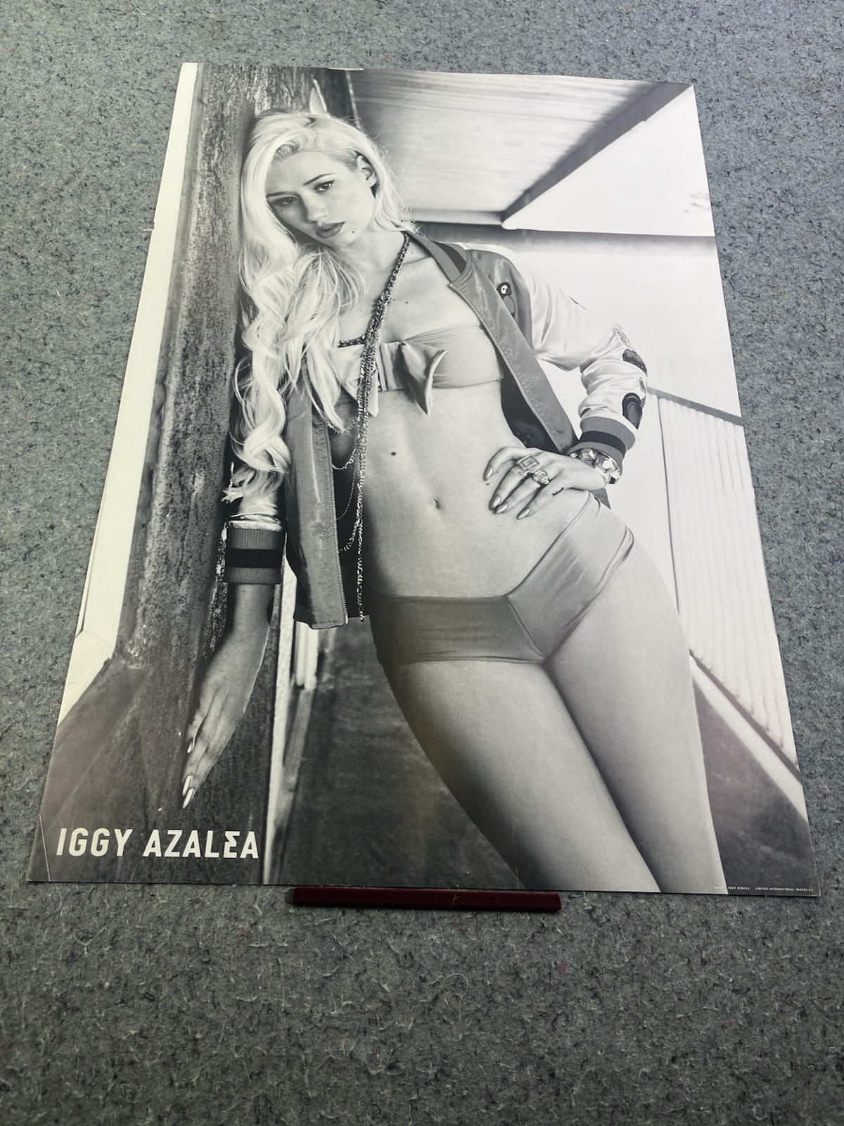 Iggy Azalea Black & White 24×36 Poster Limited International Images EU