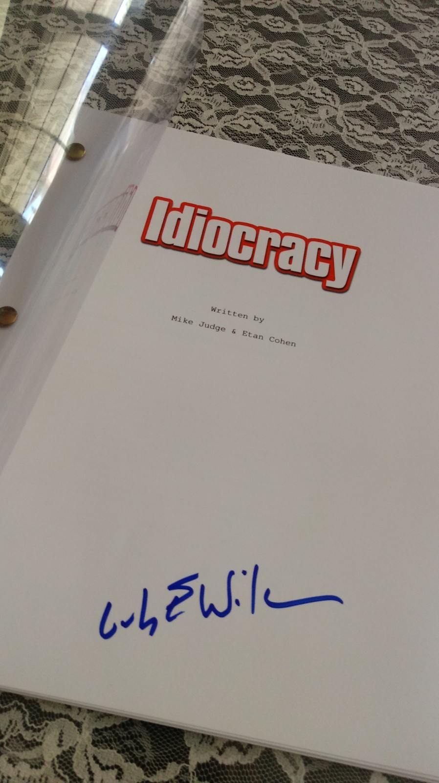 SIGNED Luke Wilson AUTOGRAPHED Idiocracy RARE Full Movie Script HTF Screenplay