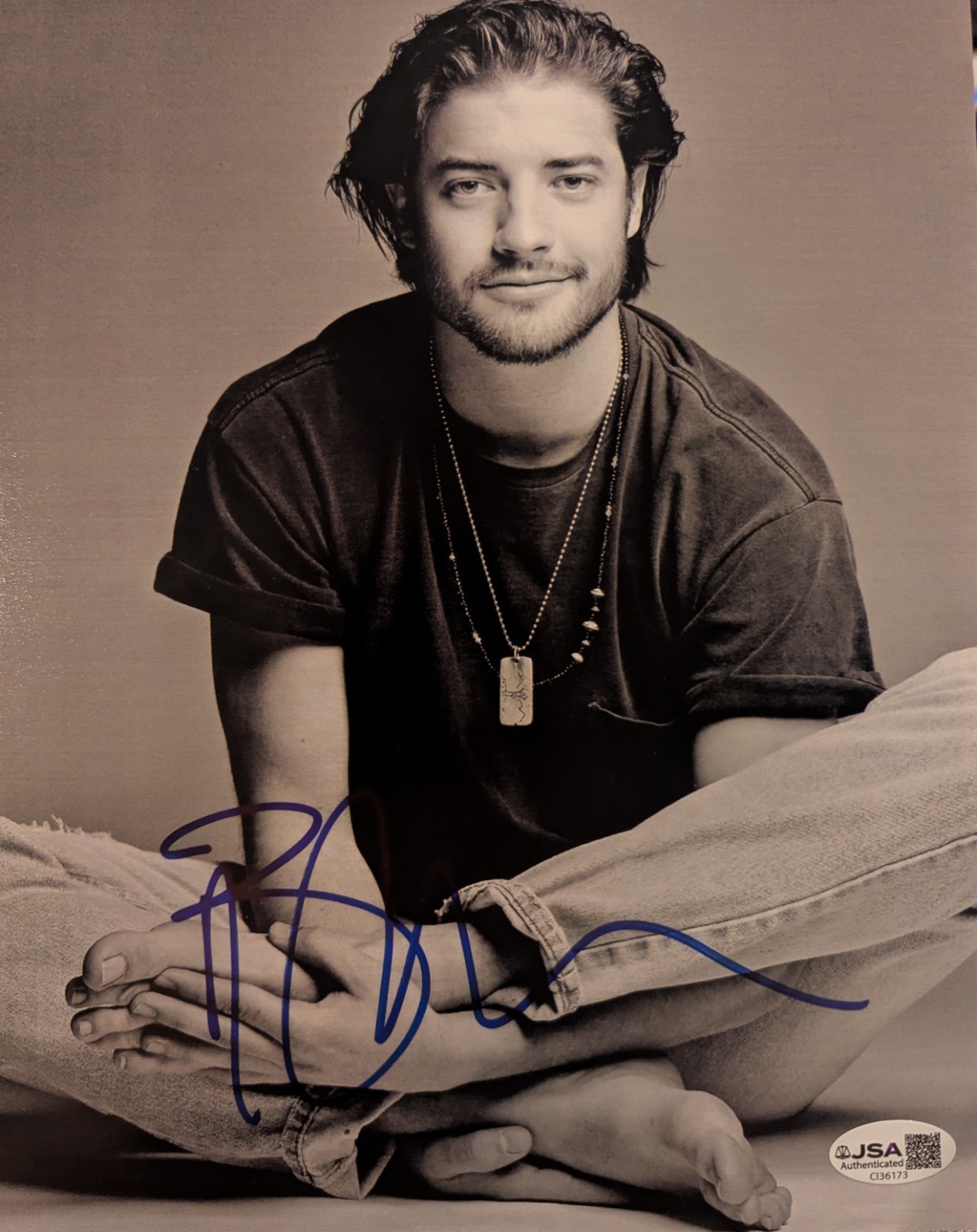 Brendan Fraser Signed 8×10 Autographed Photo JSA Authenticated