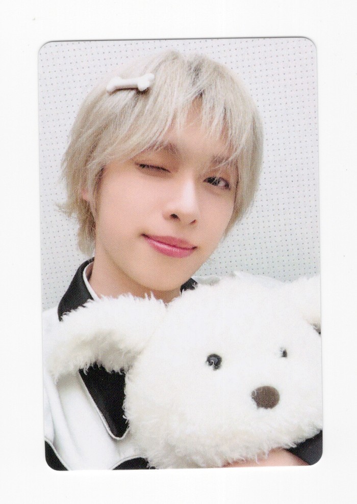 XDINARY HEROES – 8th Mini DEAD AND [HELLOLIVE] PREORDER EXCLUSIVE PHOTOCARD