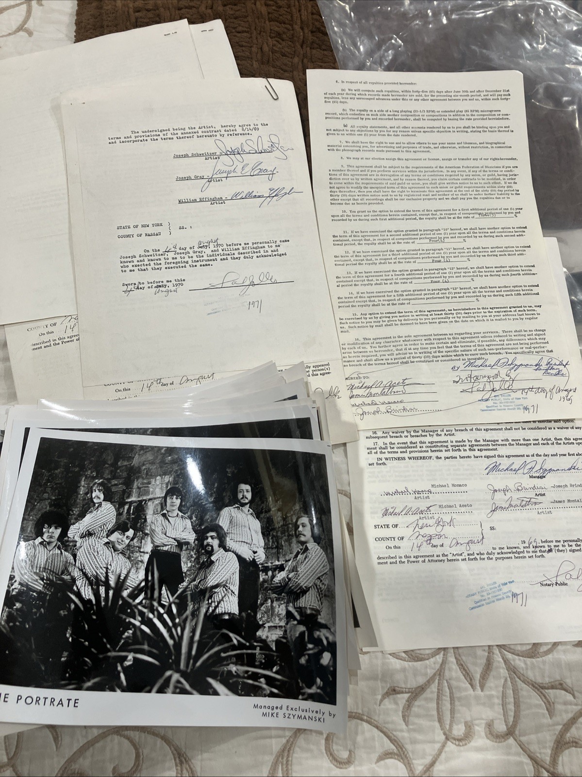 1969 Rock N Roll Music Signed Contract With Press Photos The Band Portrate