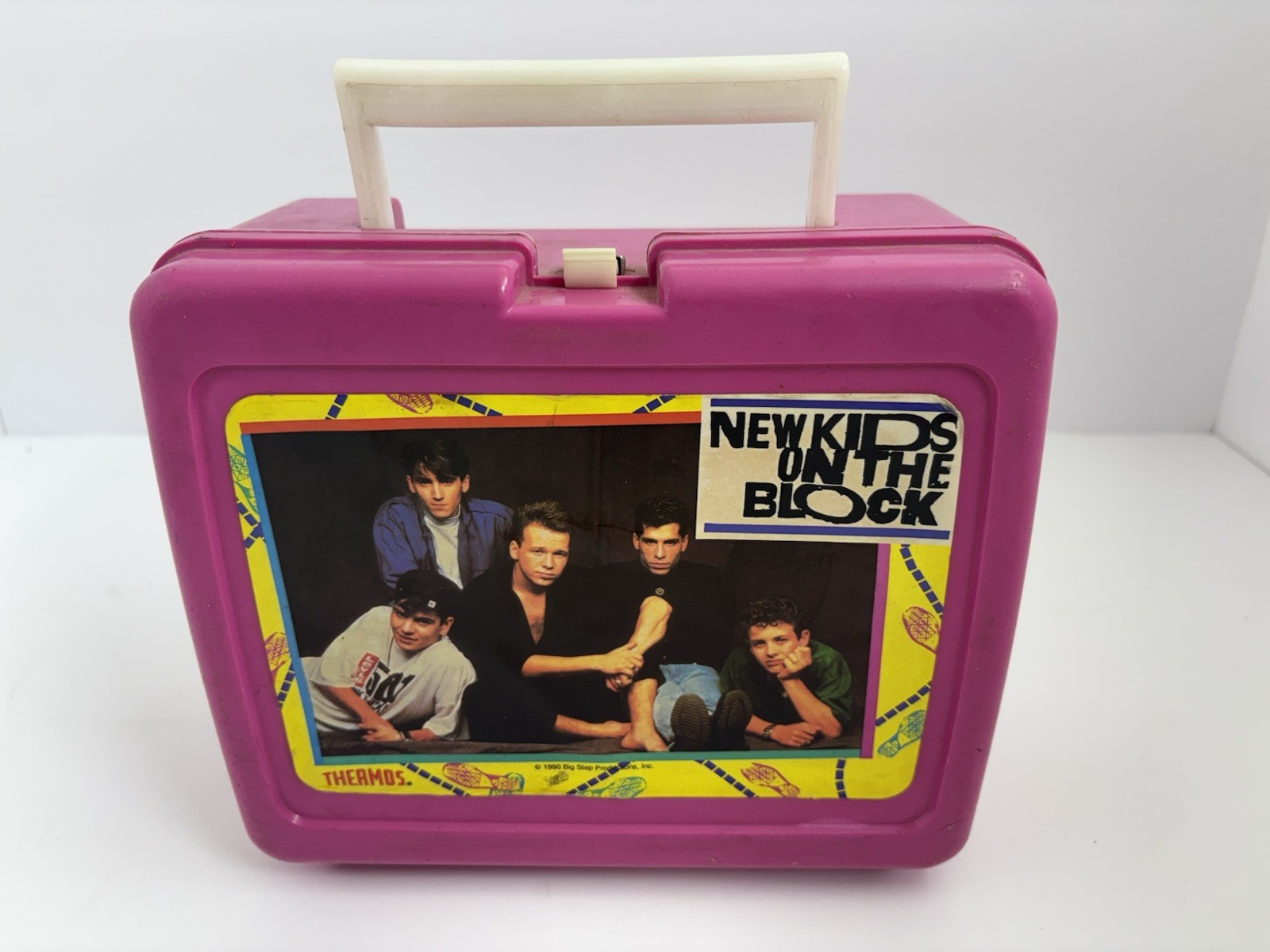 VINTAGE 1990 New Kids on the Block Hot Pink Plastic Lunch Box No Thermos