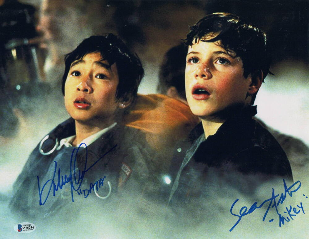 SEAN ASTIN KE HUY QUAN SIGNED 11X14 METALLIC PHOTO THE GOONIES AUTOGRAPH BAS 1