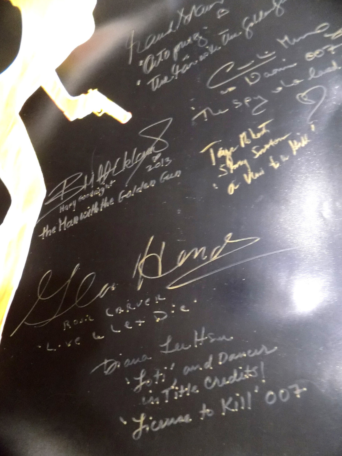 JSA 💎 JAMES BOND Multi Signed BRUCE GLOVER +17 Actors & Actresses 24×32 Poster