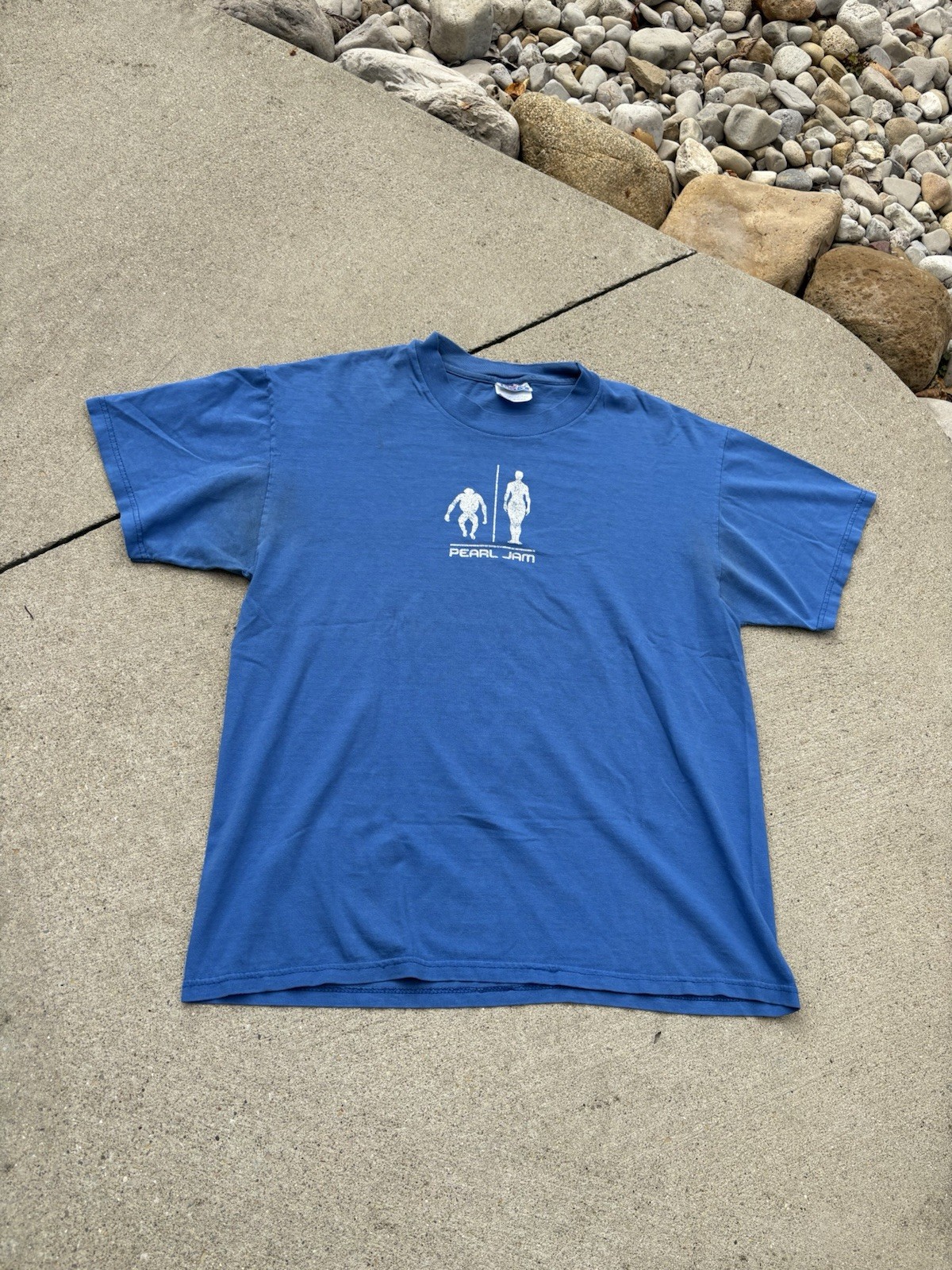 Pearl Jam Blue Graphic T-Shirt Hanes Beefy-T Adult L (42-44)