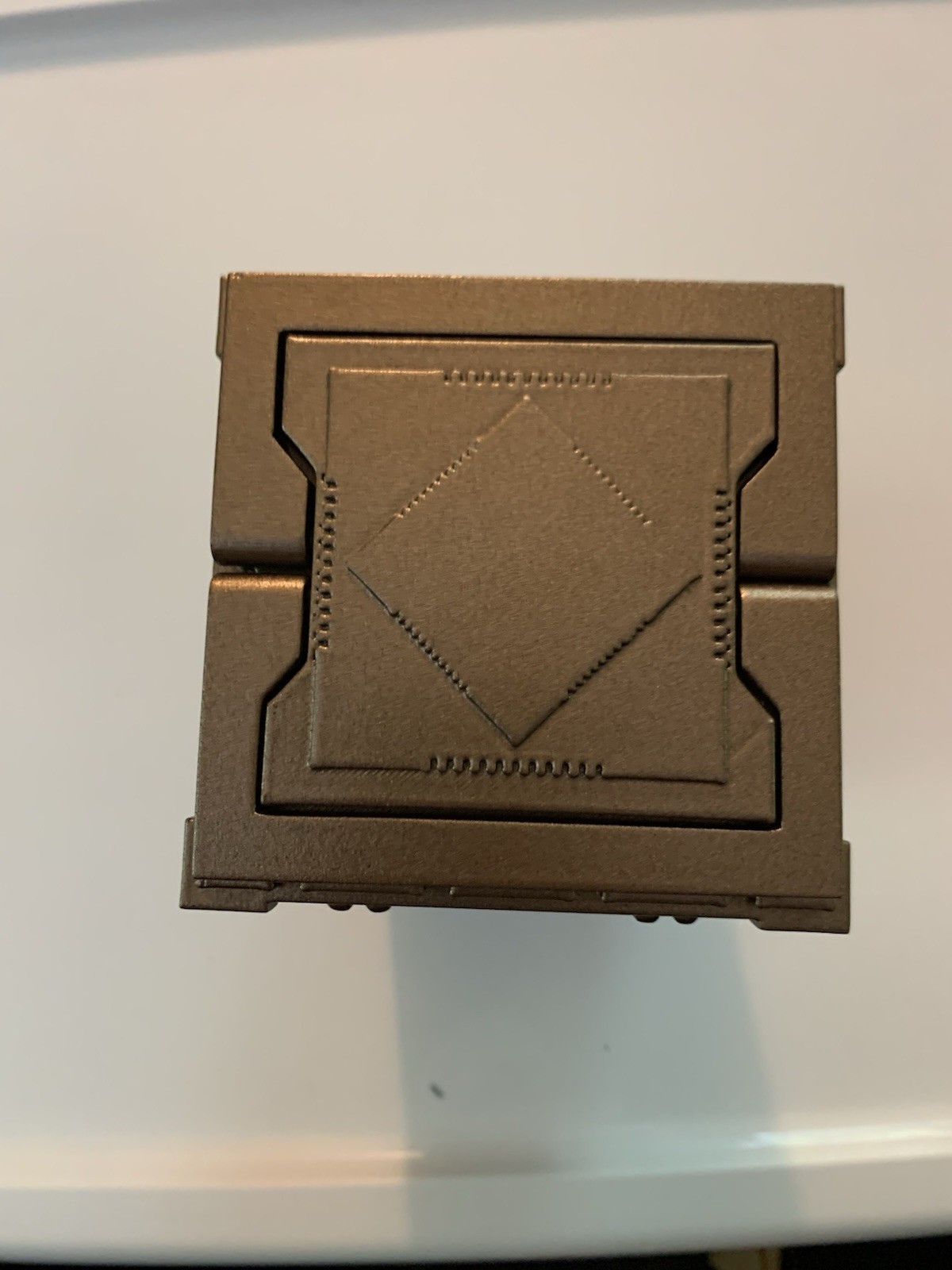1:1 Scale Light Up Reality Stone Aether Container, Rechargeable USB.