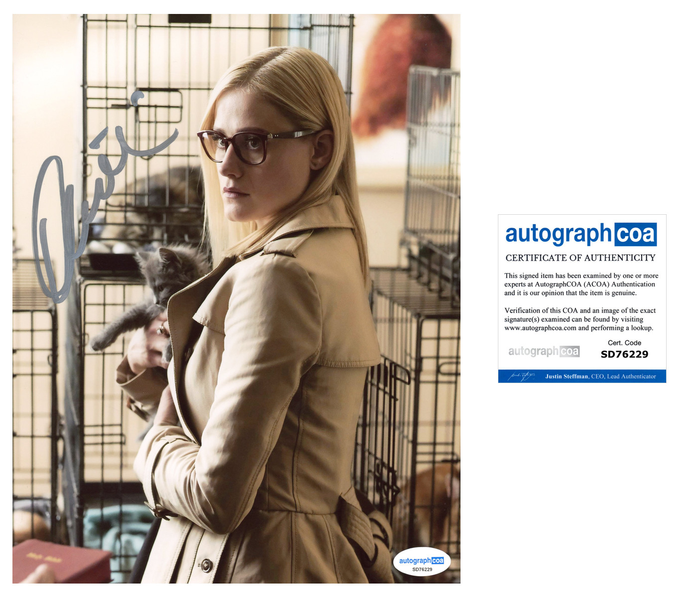 Olivia Taylor Dudley ‘The Magicians’ Signed Autographed ‘Alice’ 8×10 Photo ACOA