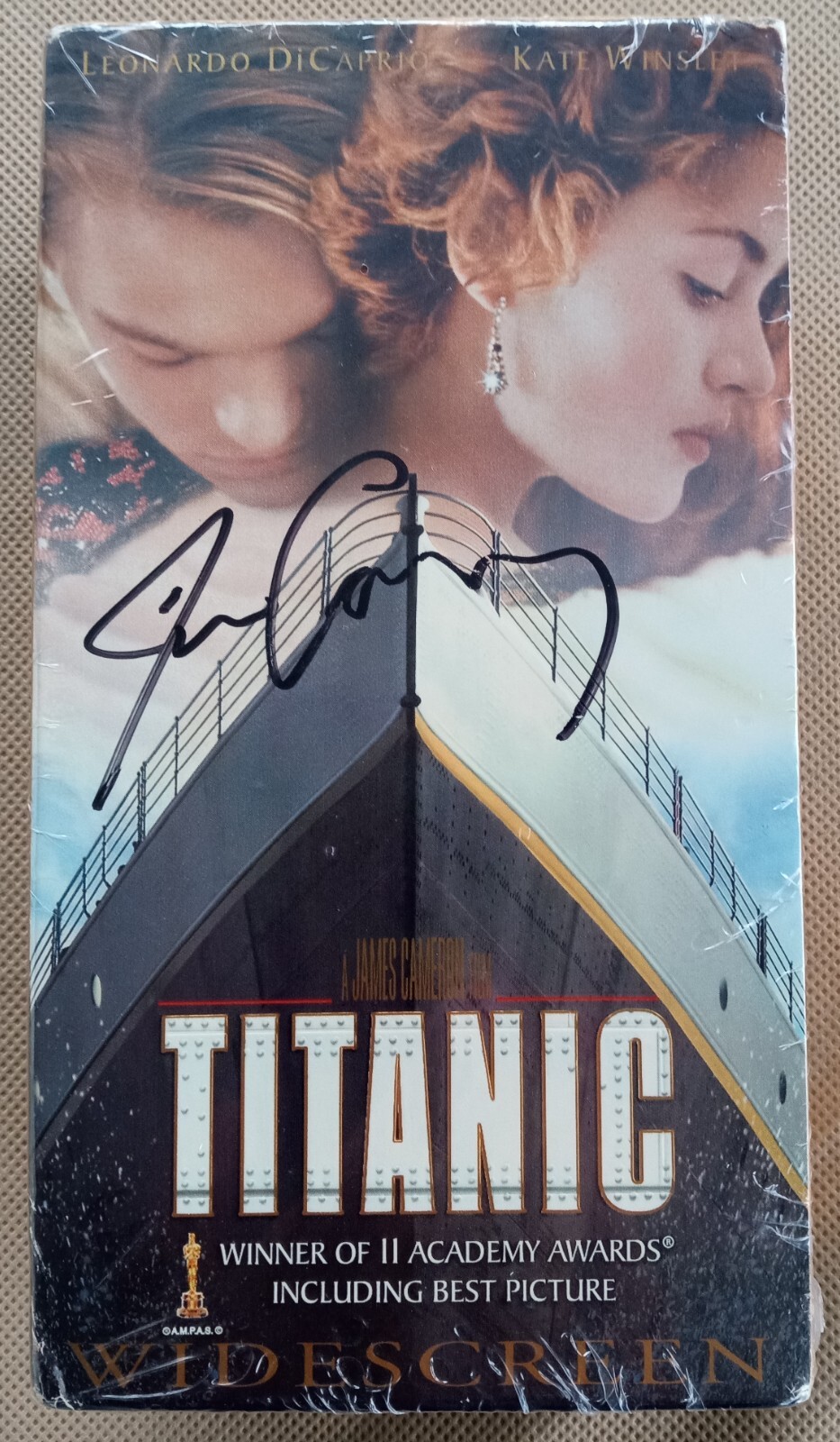 TITANIC VHS BOX SET AUTOGRAPHED SIGNED BY JAMES CAMERON