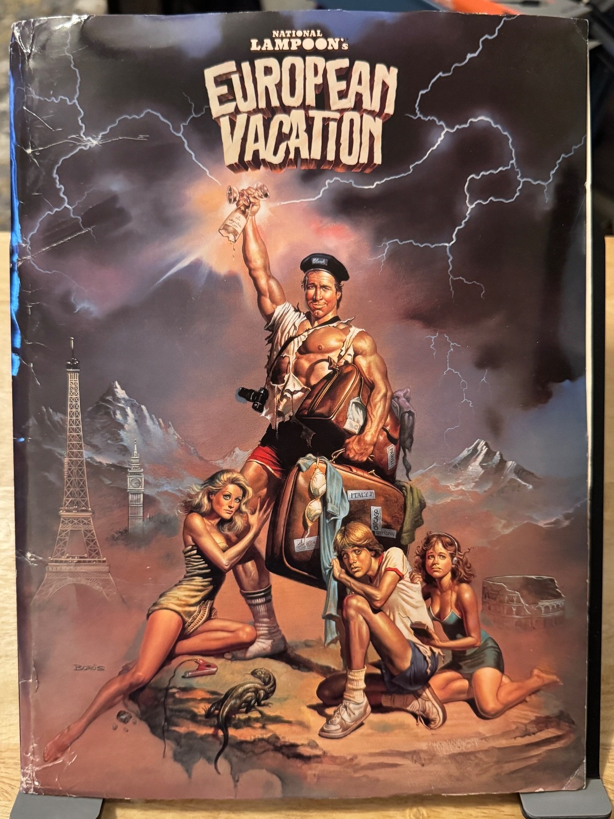 NATIONAL LAMPOON’S EUROPEAN VACATION 1985 Movie Press Kit – Folder and 18 Photos