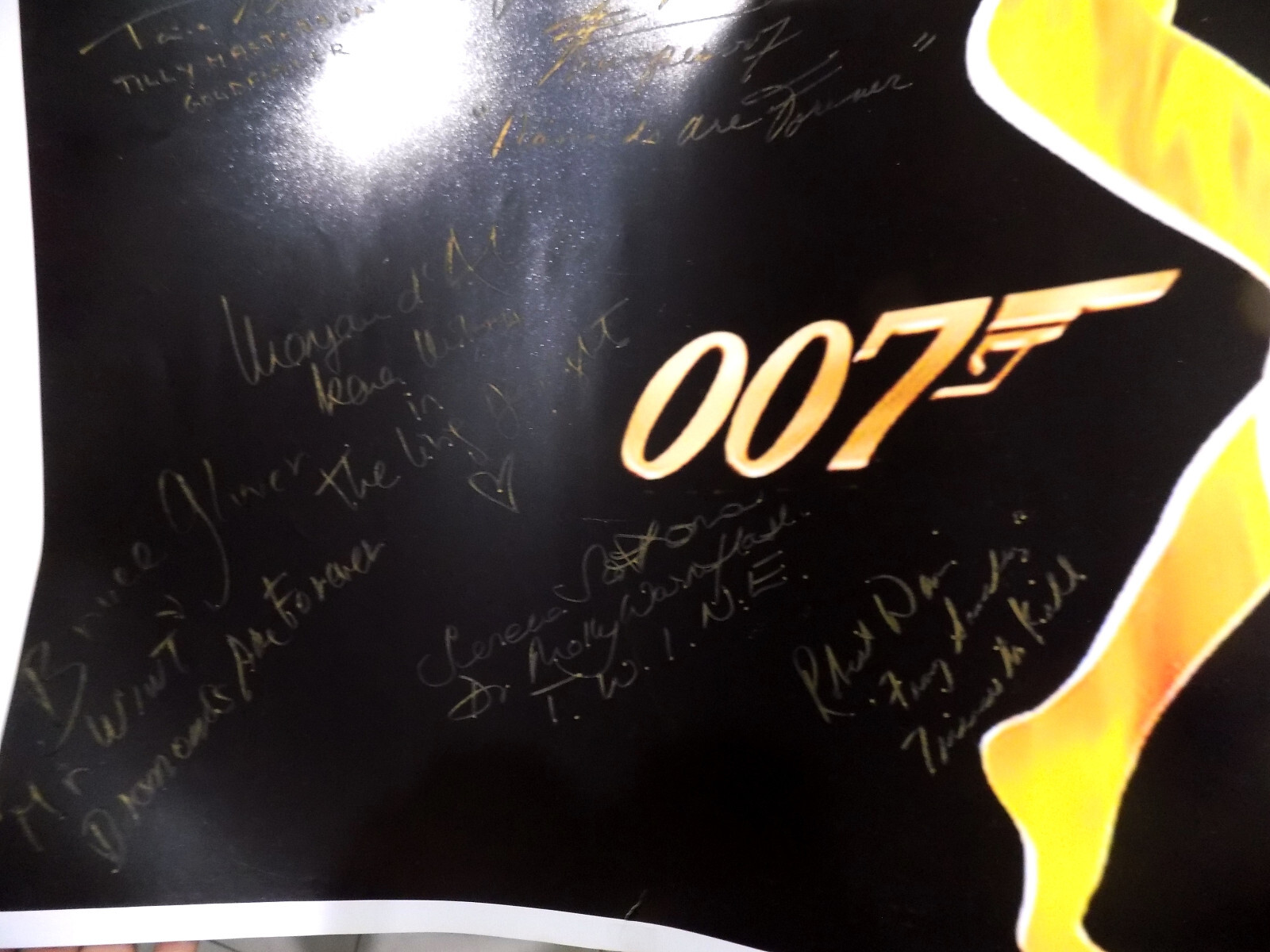 JSA 💎 JAMES BOND Multi Signed BRUCE GLOVER +17 Actors & Actresses 24×32 Poster