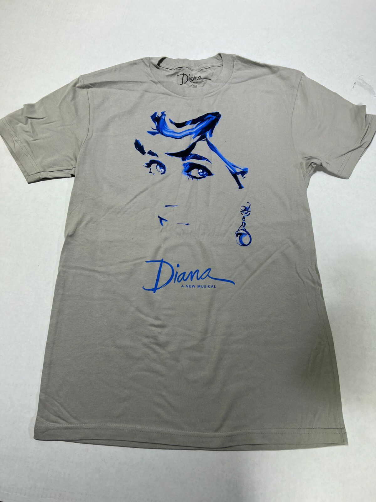 DIANA A NEW MUSICAL UNISEX KEYHART TEE BROADWAY MUSICAL NEW OFFICIAL MERCHANDISE