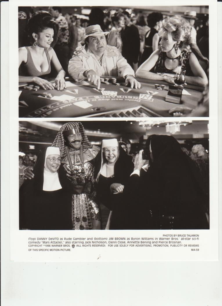 MARS ATTACKS – MOVIE- 18 ORIGINAL PUBLICITY PHOTOS-SEE ALL SCANS 1996