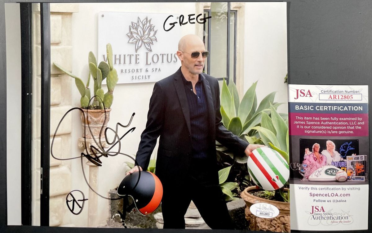 Jon Gries Signed The White Lotus 8×10 Photo C Autograph Greg Hunt JSA COA