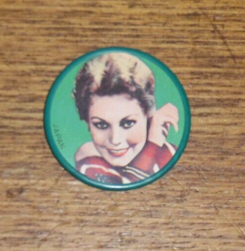 Vintage 1950s Kim Novak Movie Star Plastic Toy Pocket Mirror – Japan – 1 7/8″