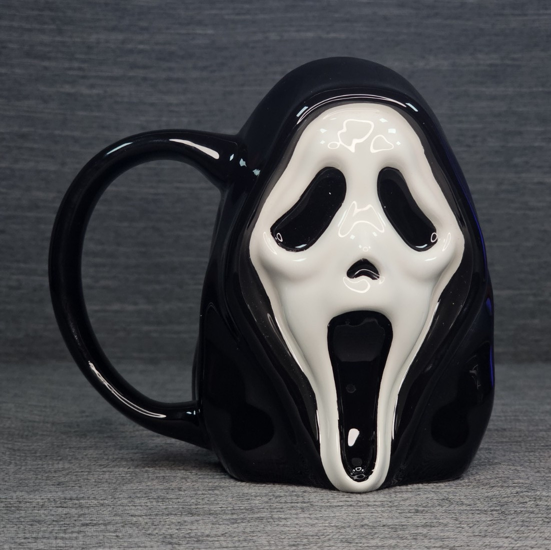 Ghostface Scream Mask Collectible Mug-Movie Memorabilia