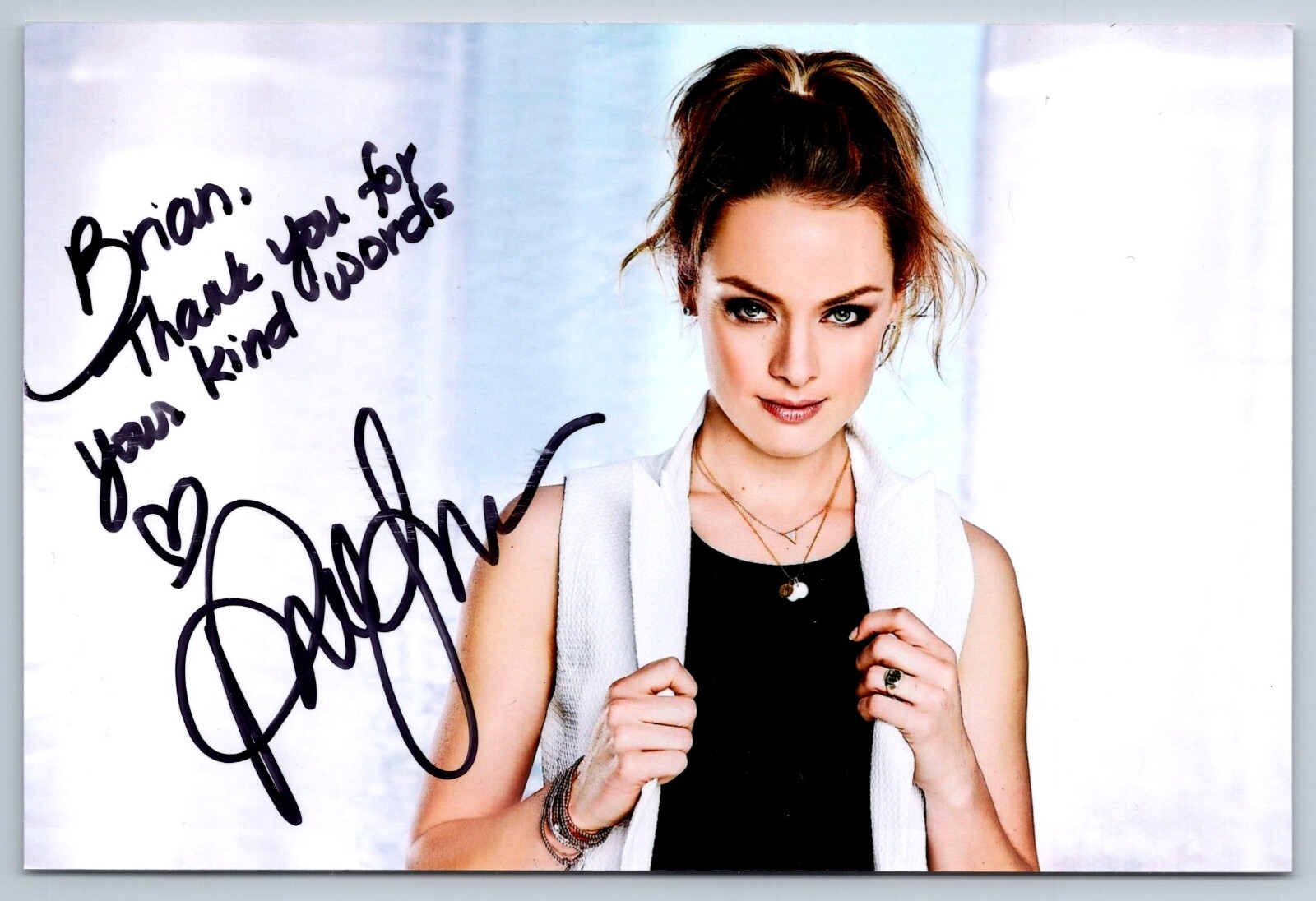 Rachel Skarsten Signed 4 x 6 Inch Photo – Actress – Birds of Prey