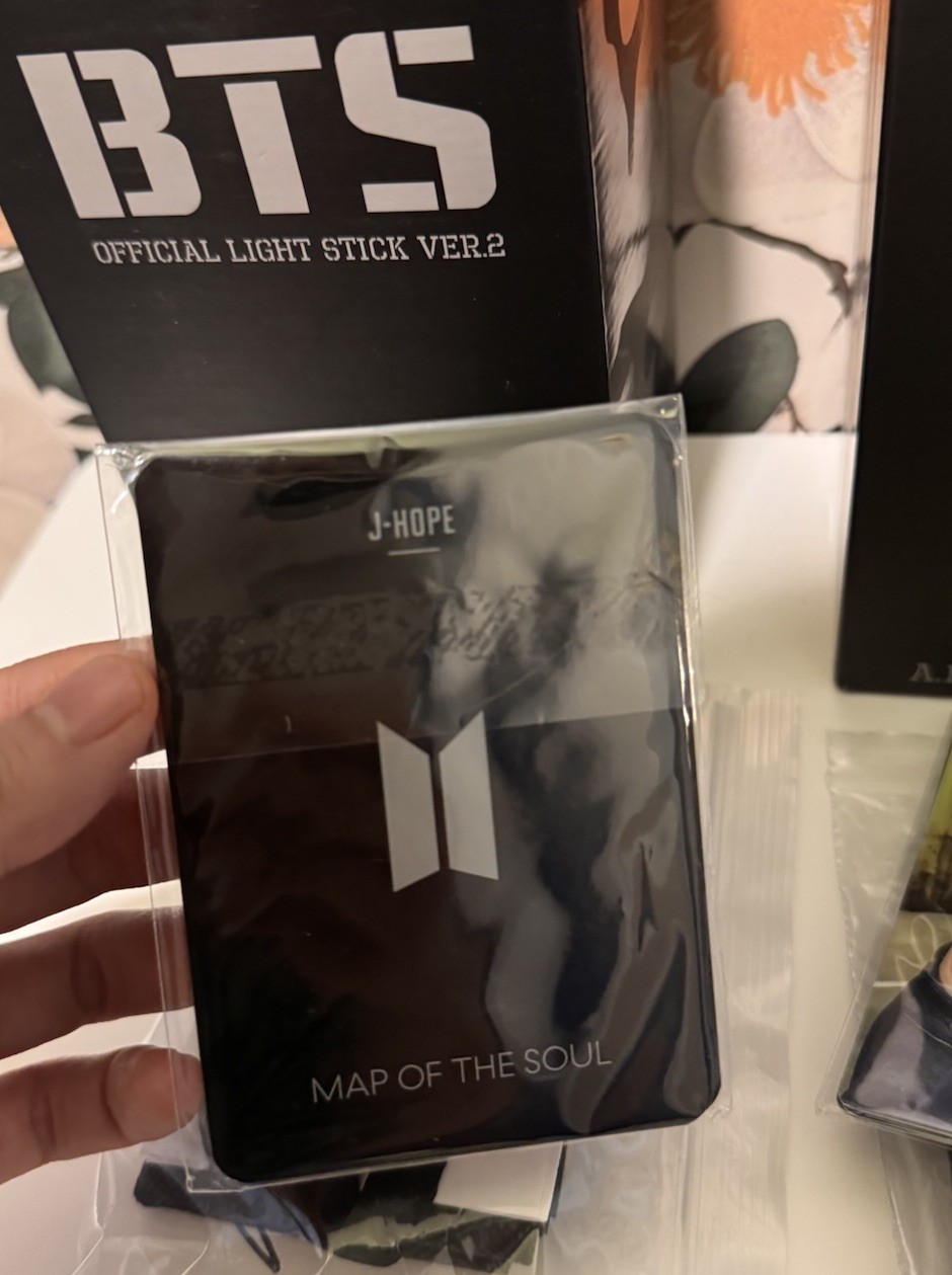 Official BTS Army Bomb Ver.2 Light Stick 7117G + Photocard SET Concert Penlight