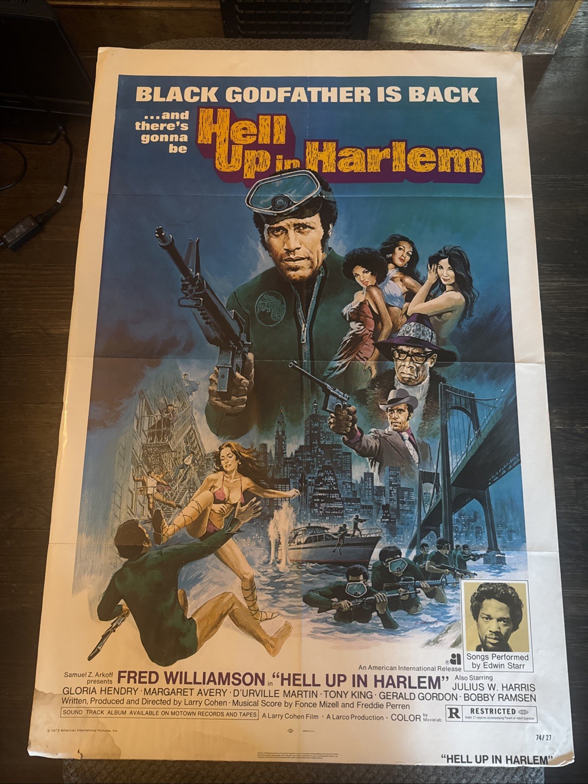 HELL UP IN HARLEM 1973 27×41 Movie Poster Folded One Sheet Blaxploitation