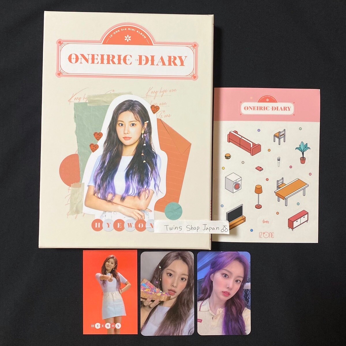 iz*one 3rd Mini Album oneiric diary Hyewon set Diary ver. + 3 photo cards IZONE