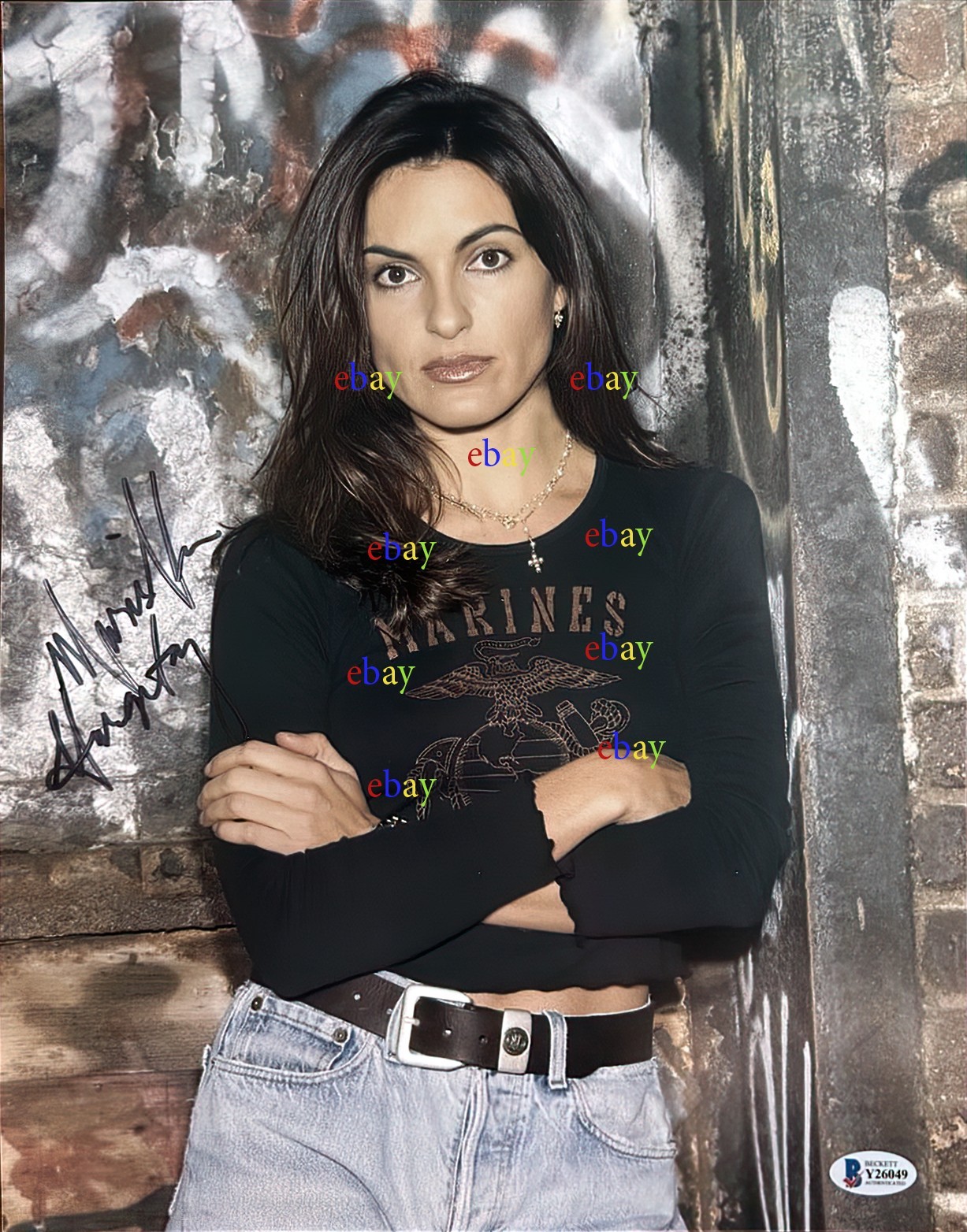 Mariska Hargitay Law & Order Autographed Signed 8×10 Photo Reprint