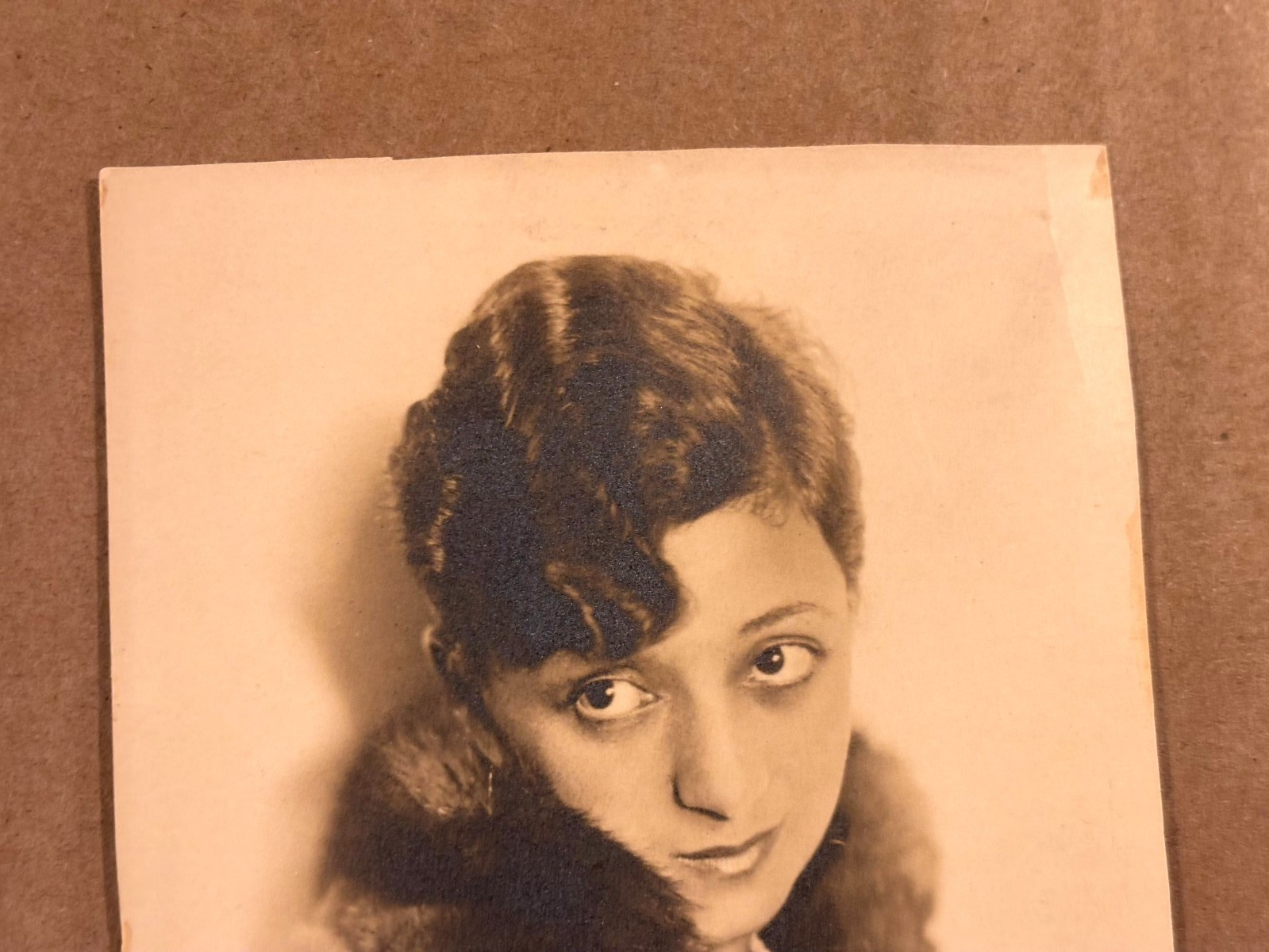 Molly Picon Rare Very Early Autographed Small Photo 20s Mamele Fiddler On Roof