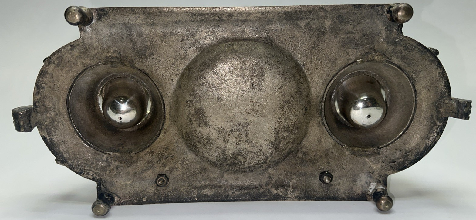 Antique Revolutionary War Style Inkwell Prop from the movie “The Patriot”