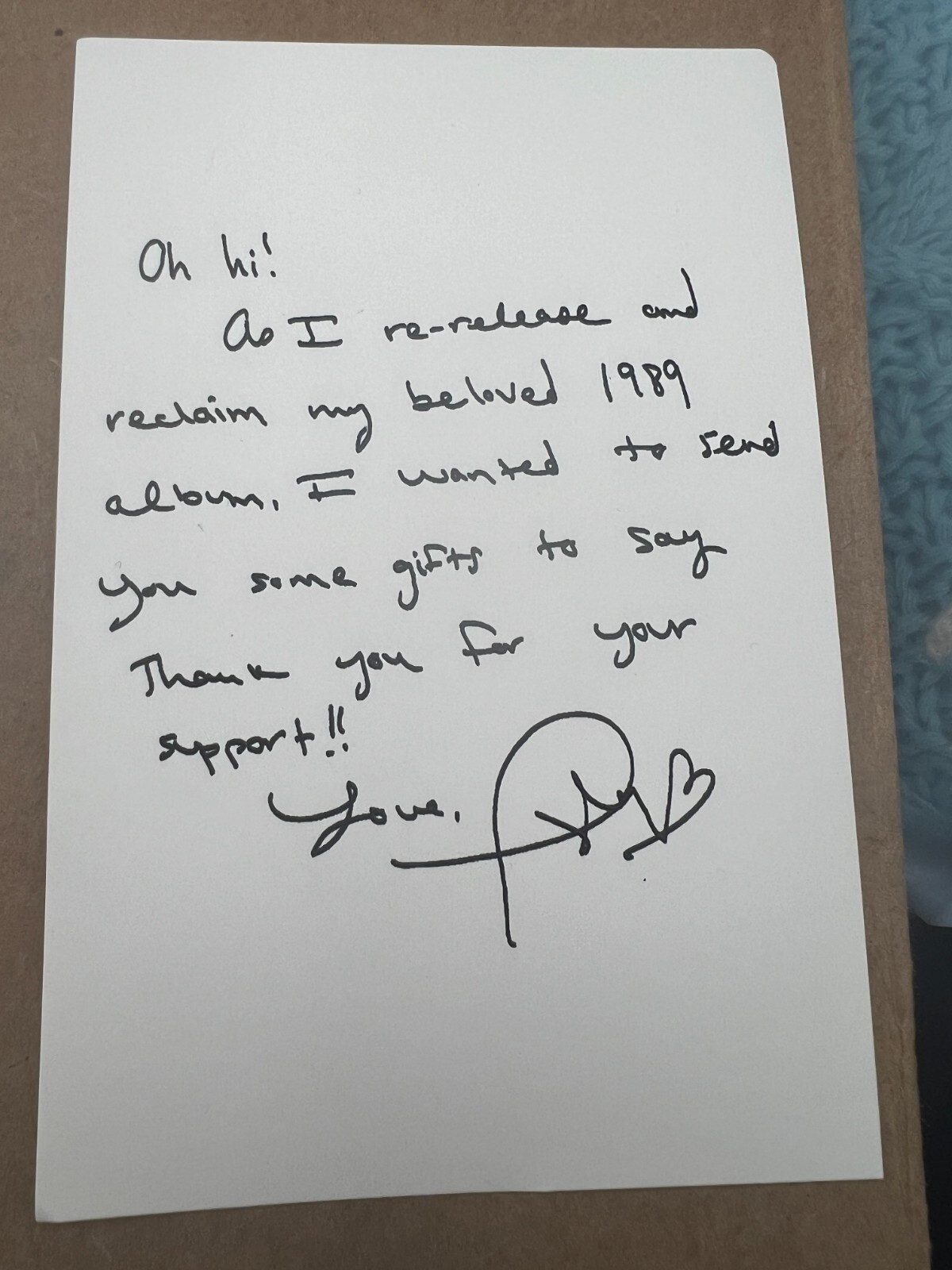 Taylor Swift 1989 Taylor’s Version Promo Press Kit w/ “Signed” Handwritten Note