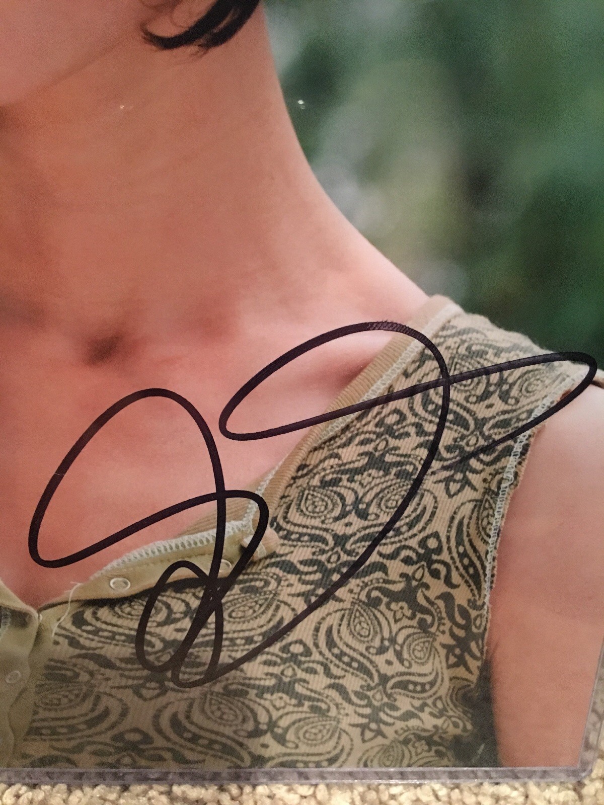 Julia Jones Signed Twilight Autographed 8×10 ASA (Autograph Store Authenticated)