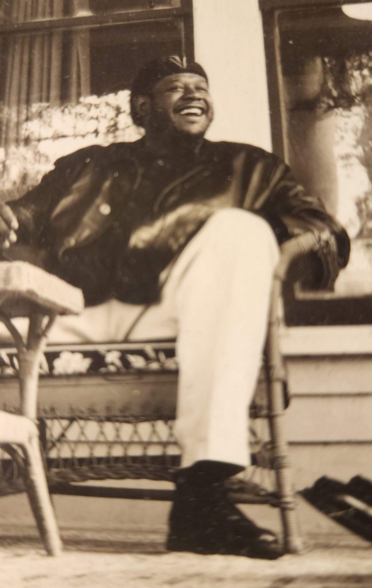 FOREST WHITAKER – SCIENTOLOGY CERTIFICATES !? + PHOTO