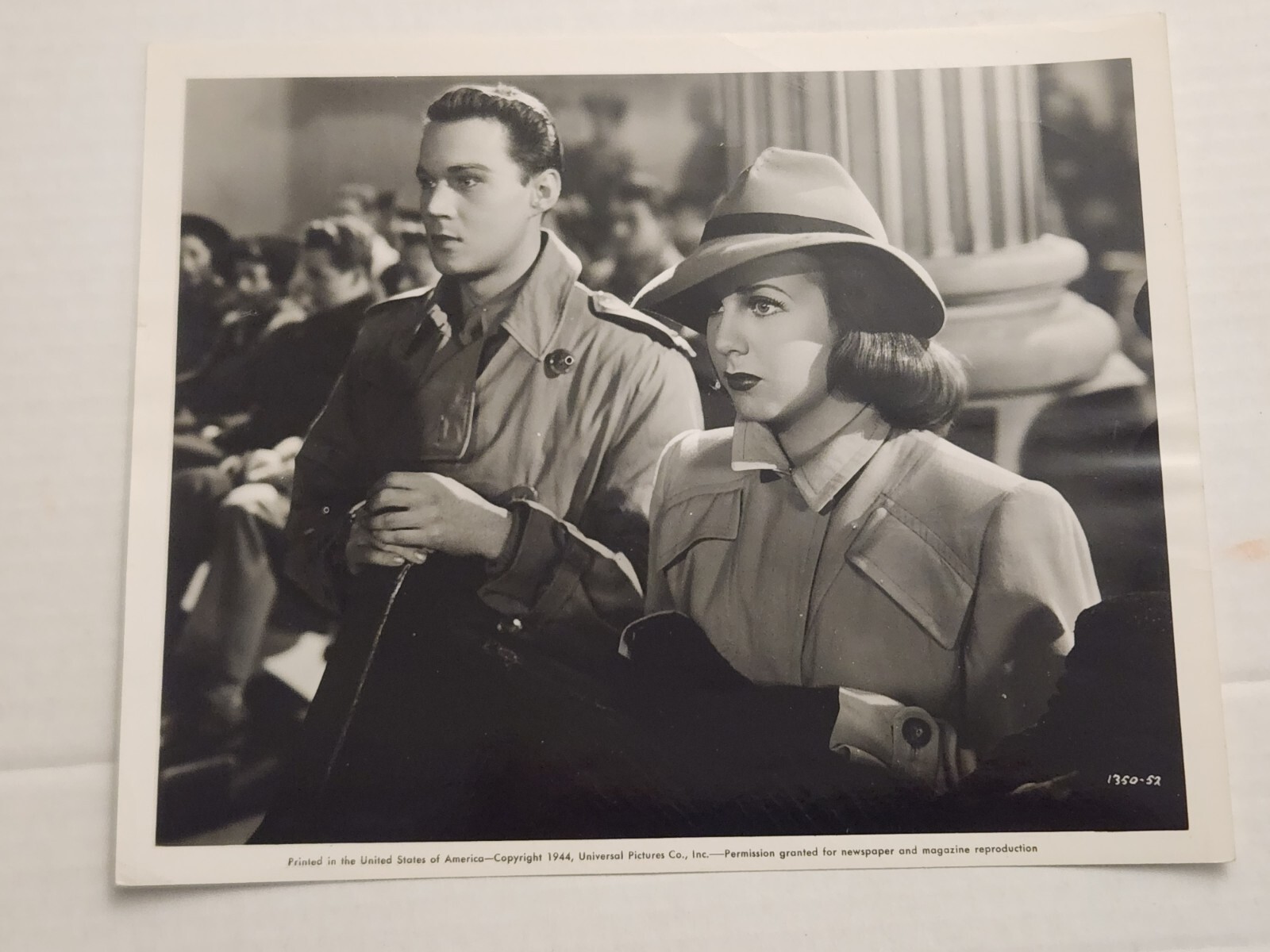 Deanna Durbin Vintage 1944 8×10 Photo Christmas Holiday Dean Harens